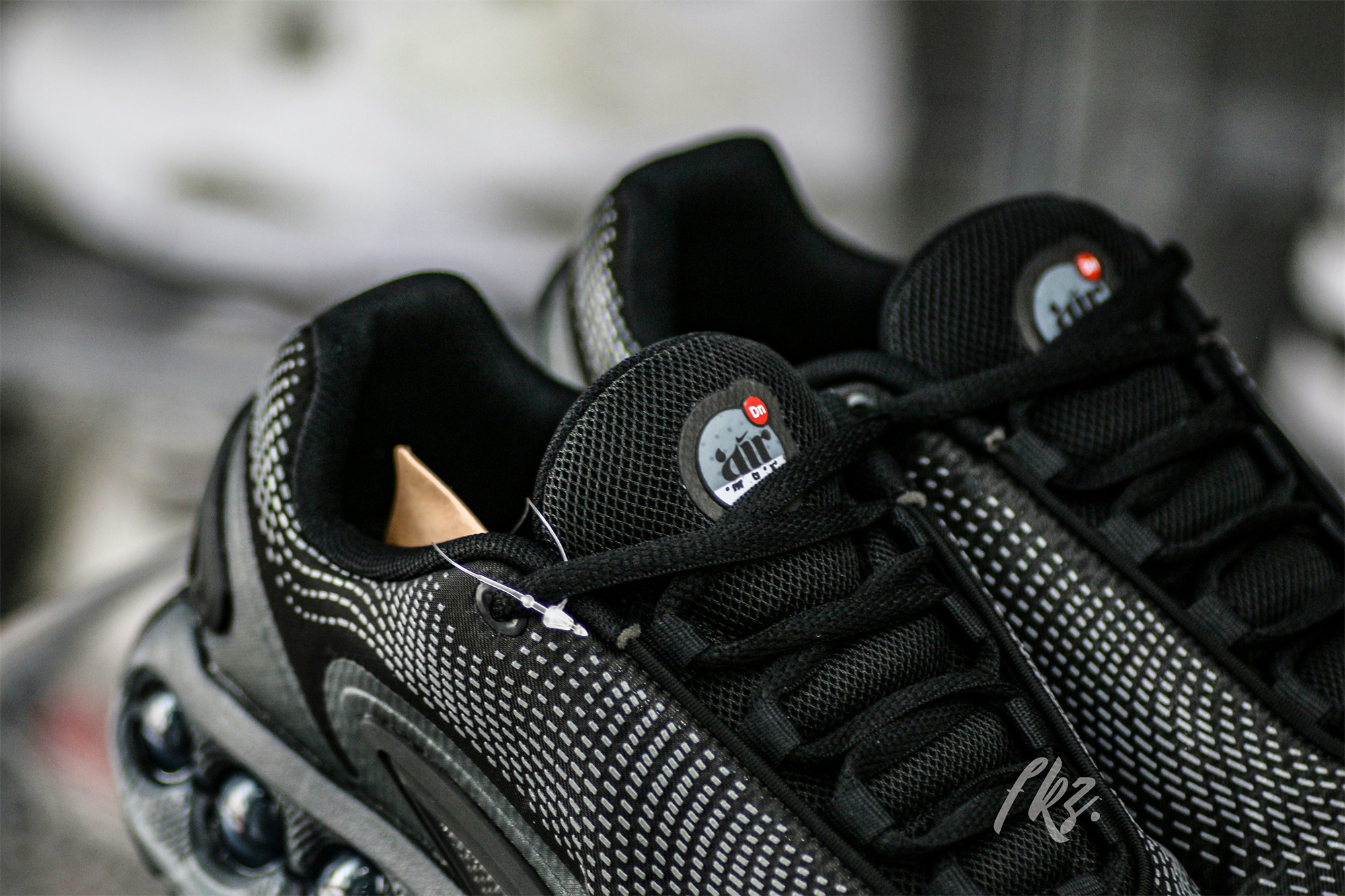 Nike Air Max Dn Black Metallic