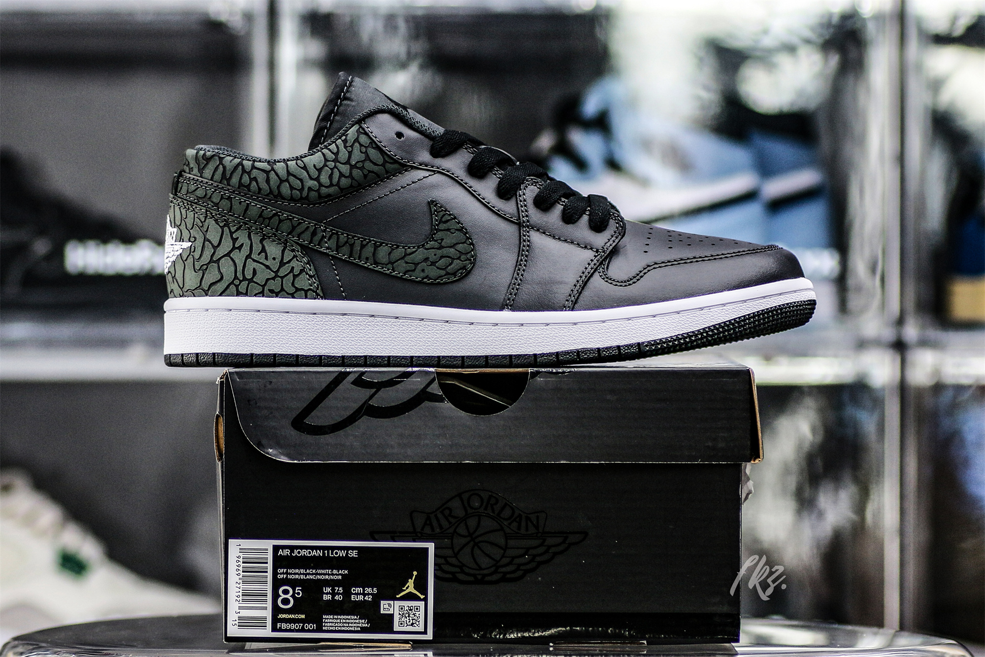 Air Jordan 1 Low SE Black Elephant