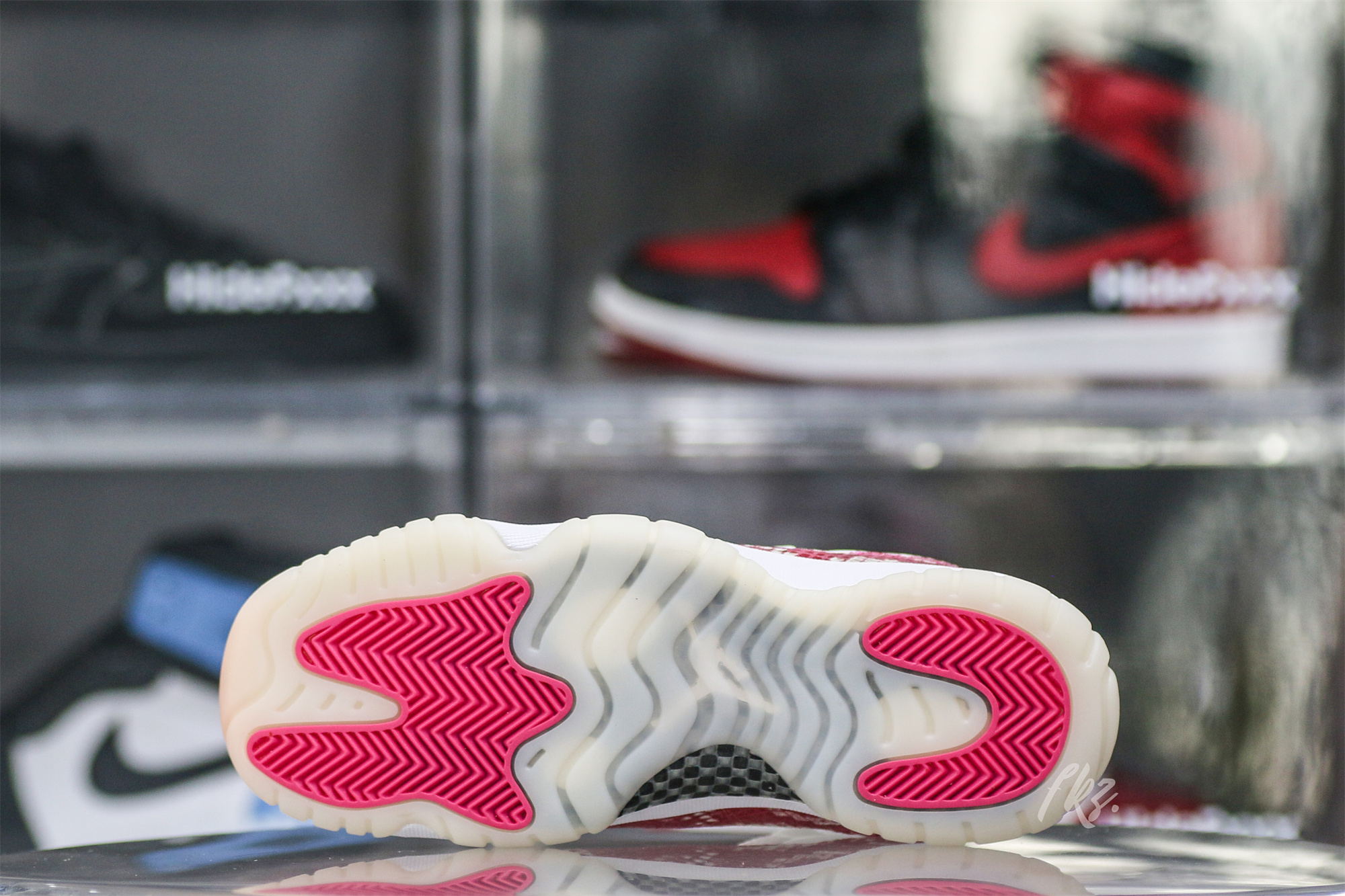 Air Jordan 11 Retro Low Pink Snakeskin (2019) (Women’s)