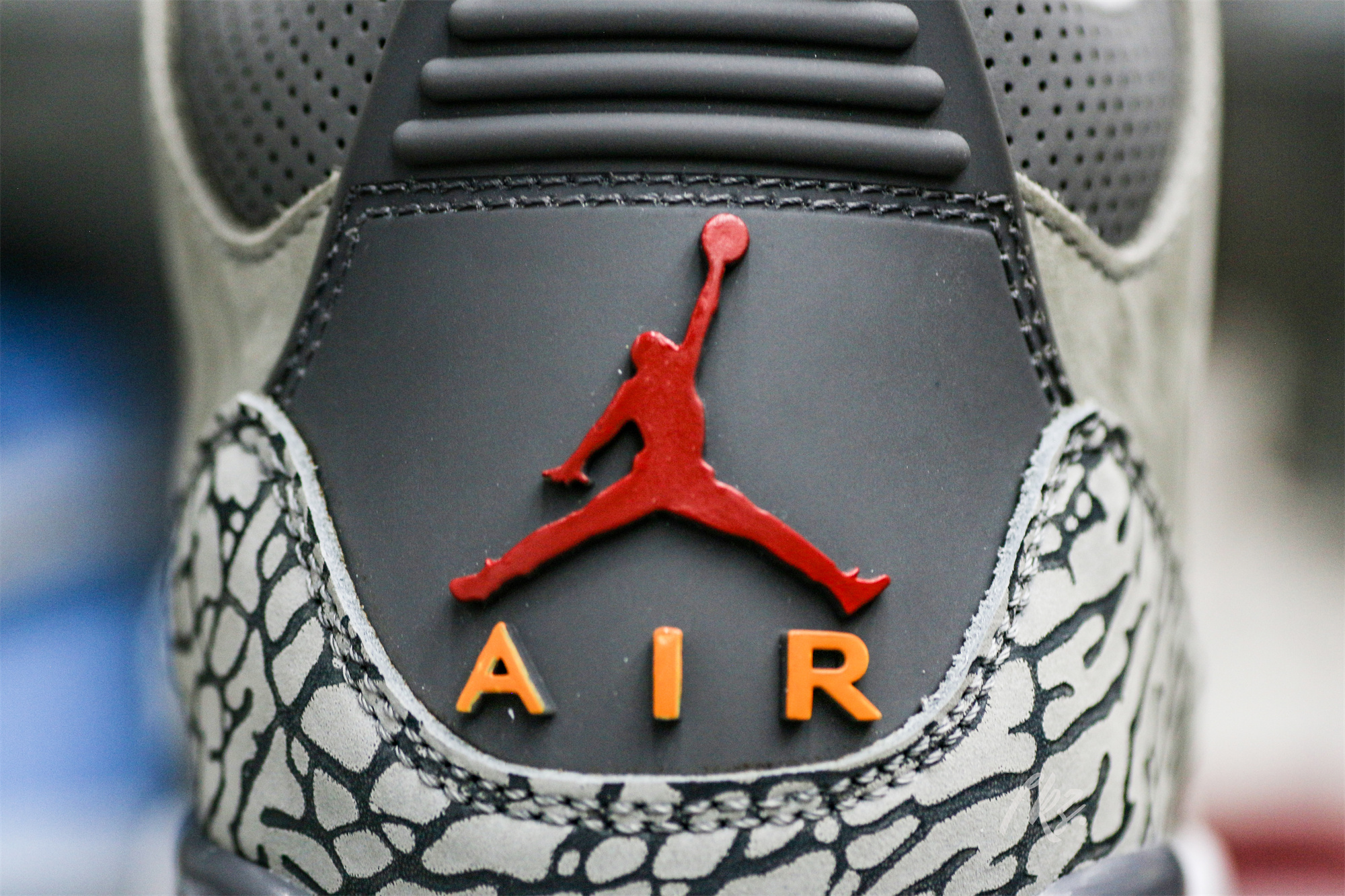 Air Jordan 3 Retro Cool Grey (2021)