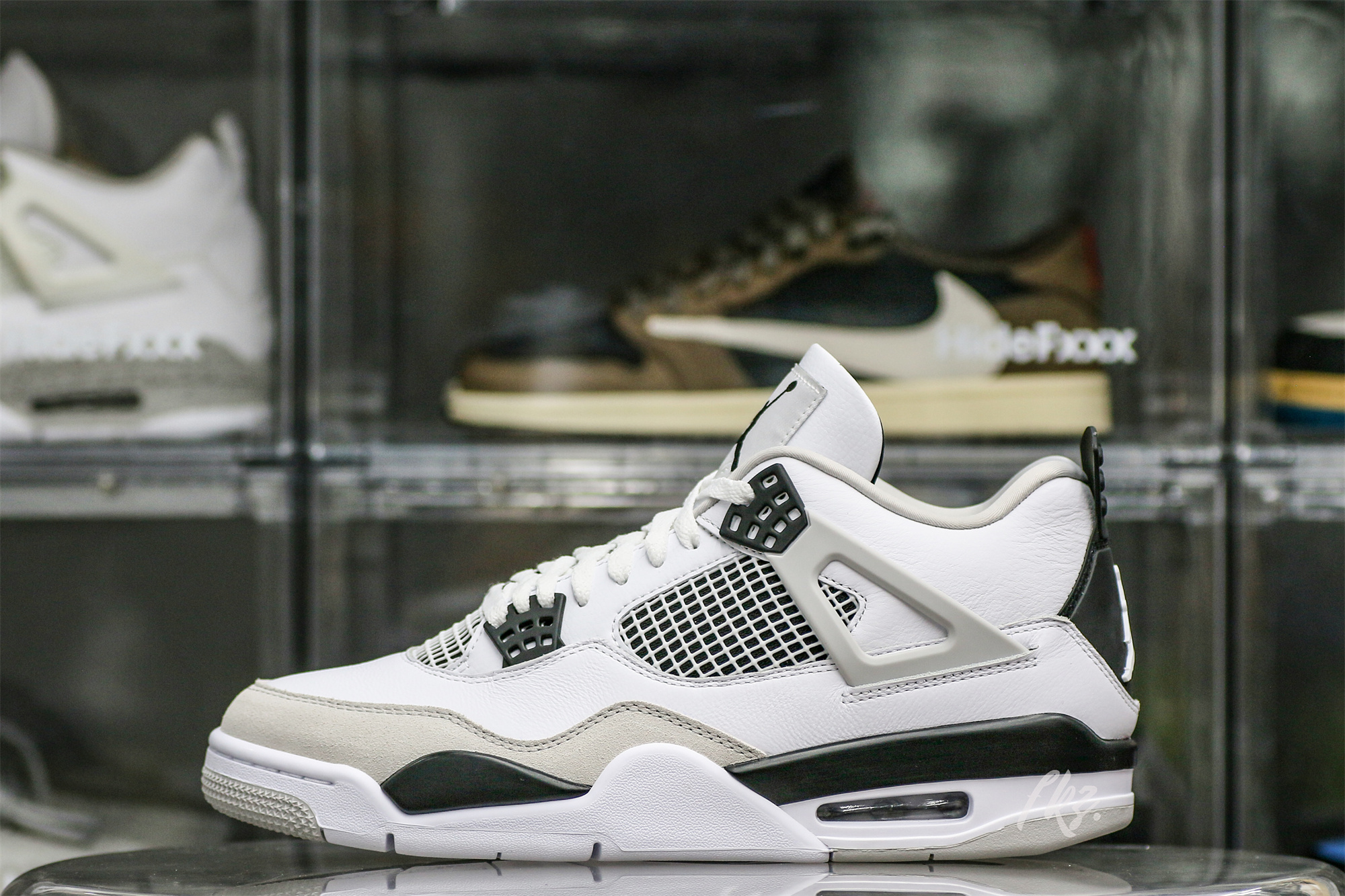 Jordan 4 Retro Military Black(LN5 A1 Batch)