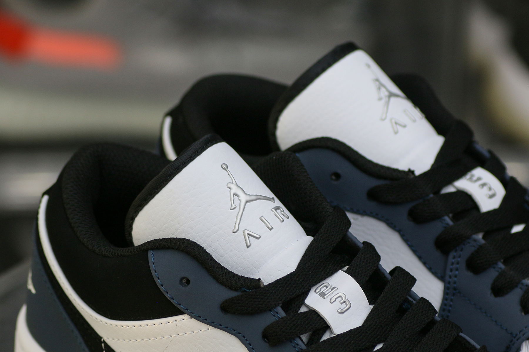 Jordan 1 Low Retro Navy