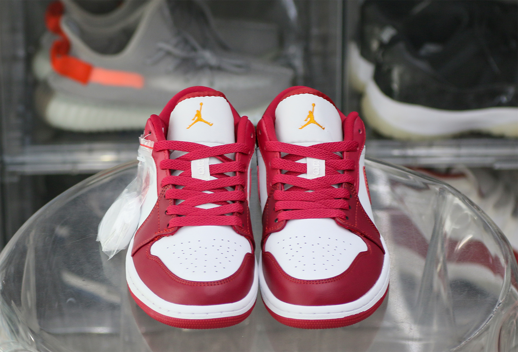 Jordan 1 Low Cardinal Red