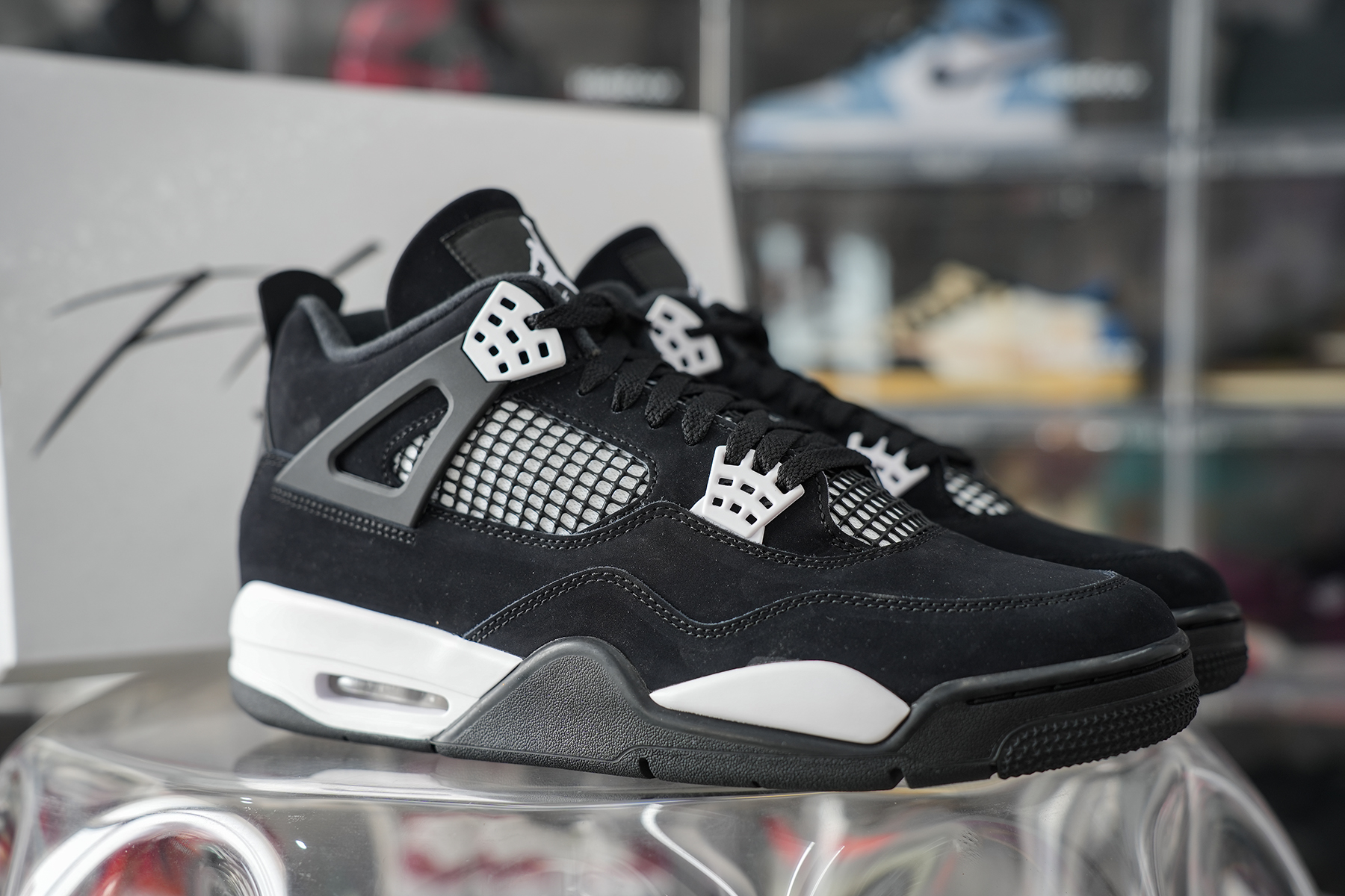 Air Jordan 4 “White Thunder” 2024 （LN5 A1 batch)