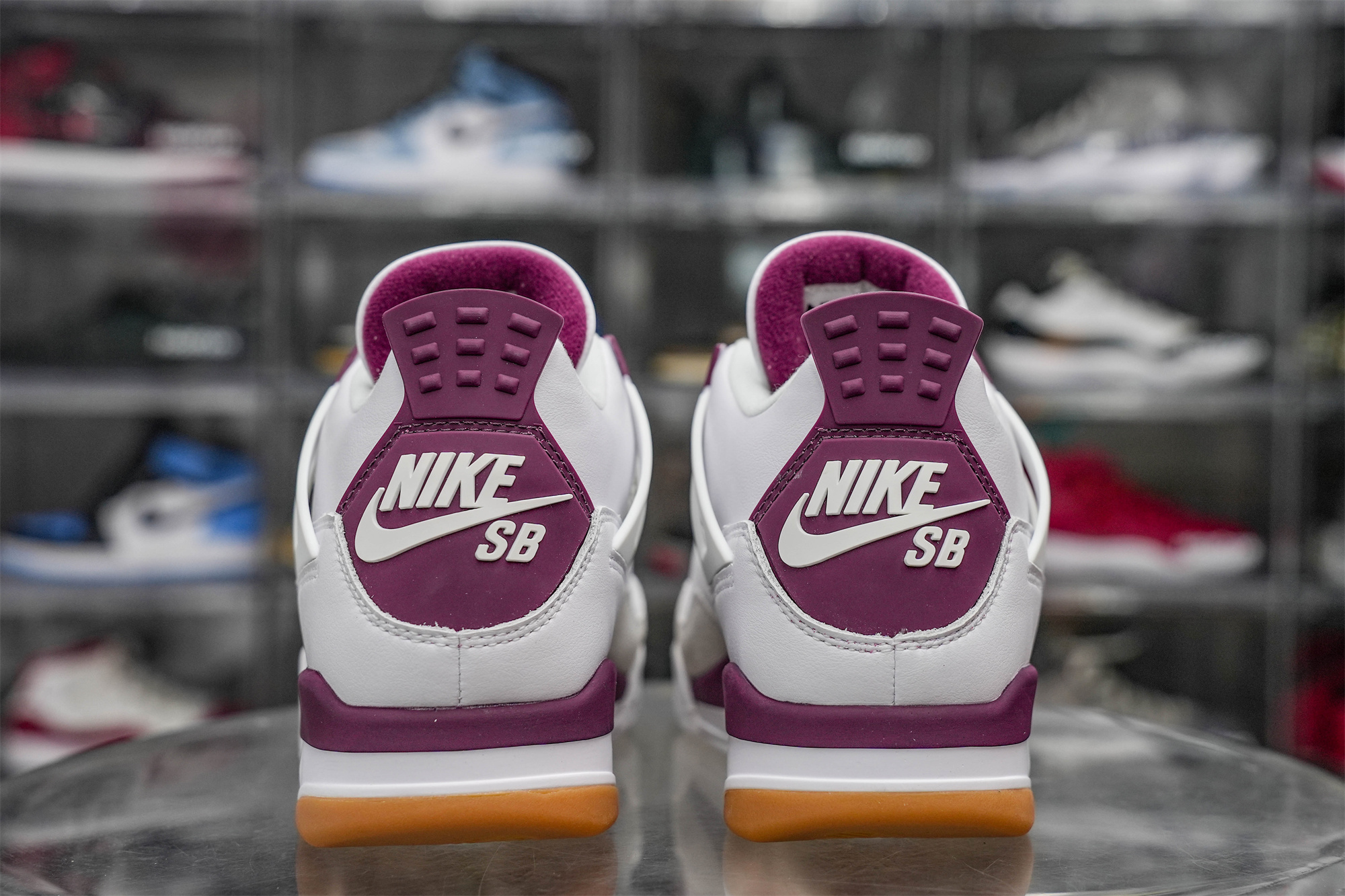 Air Jordan 4 Retro SP X Nike SB Bordeaux Red