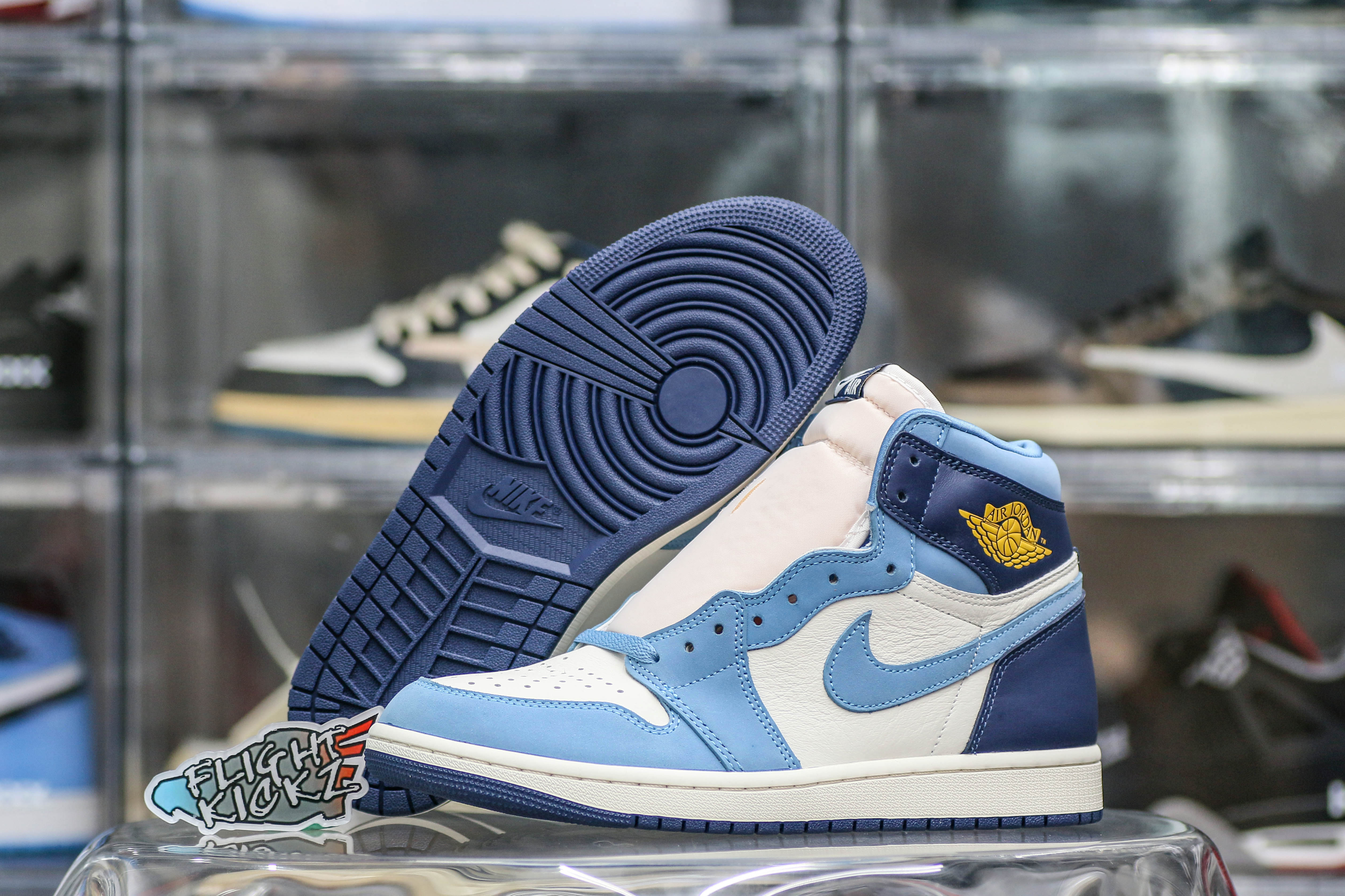 Air Jordan 1 High OG First in Flight WNMS