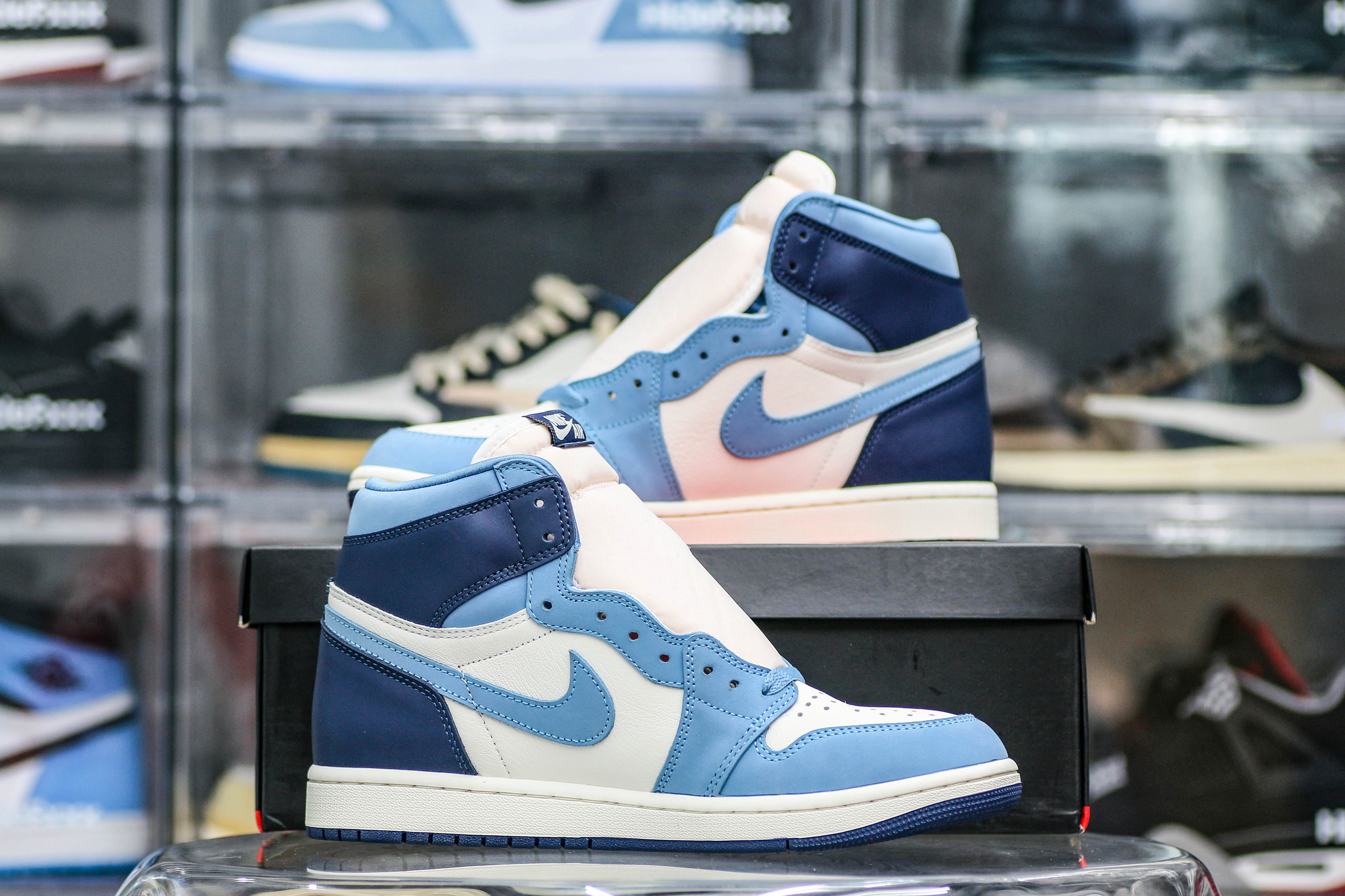 Air Jordan 1 High OG First in Flight WNMS
