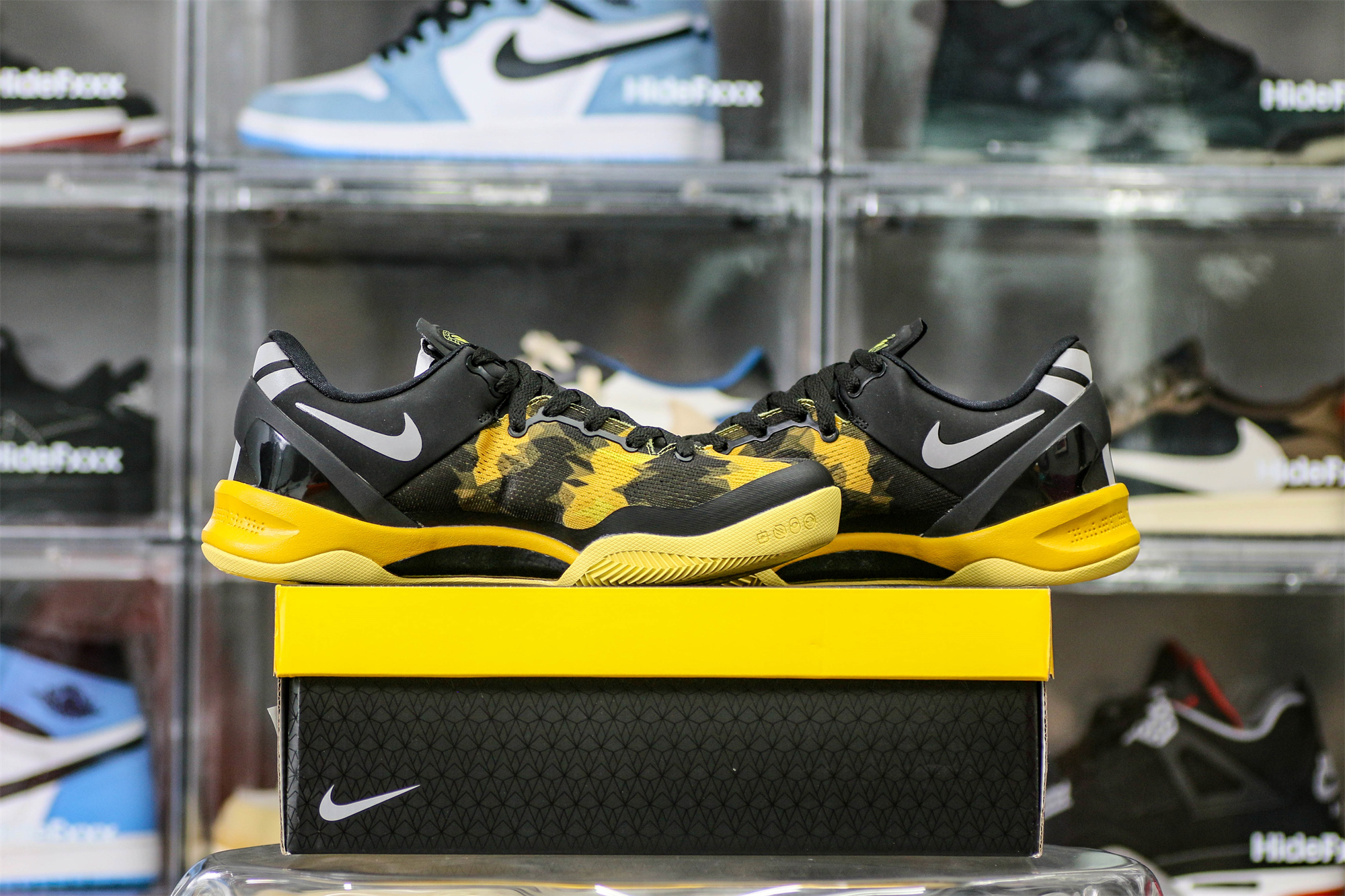 Kobe 8 ‘Sulfur Electric’ 2012(A1 Batch)