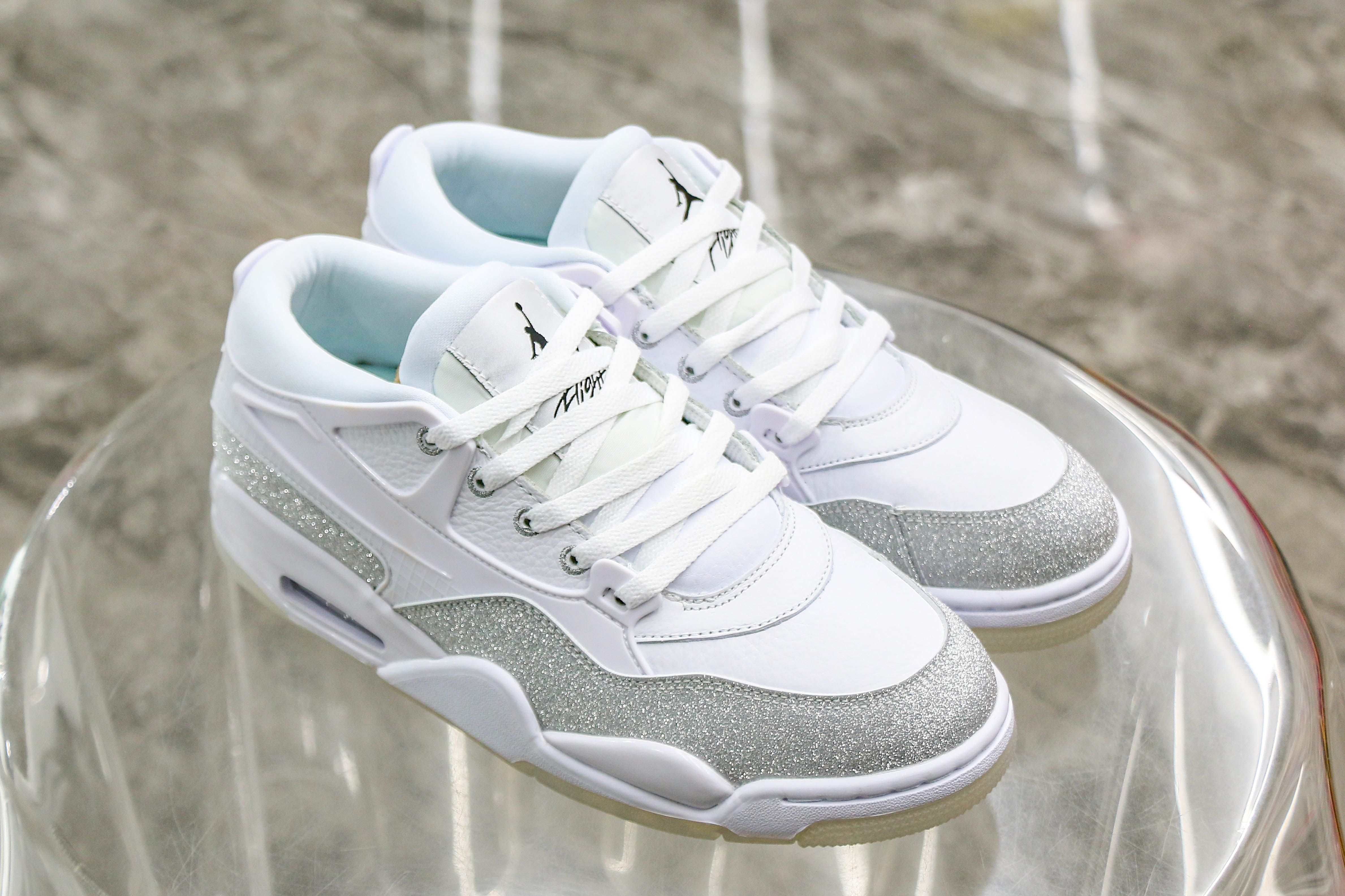 Jordan 4 RM metallic silver