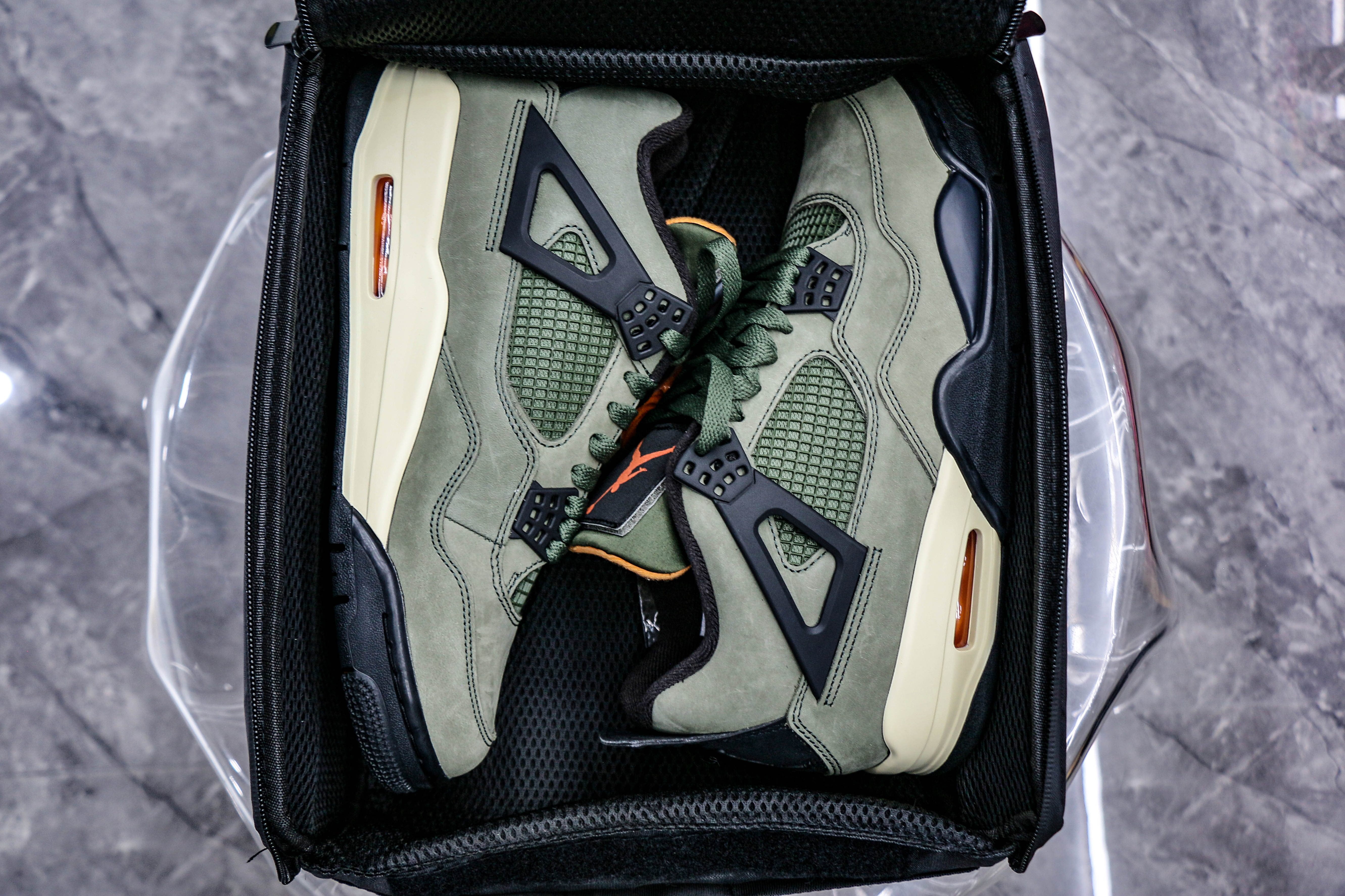 Air Jordan 4 Retro ‘Undefeated’ 2005