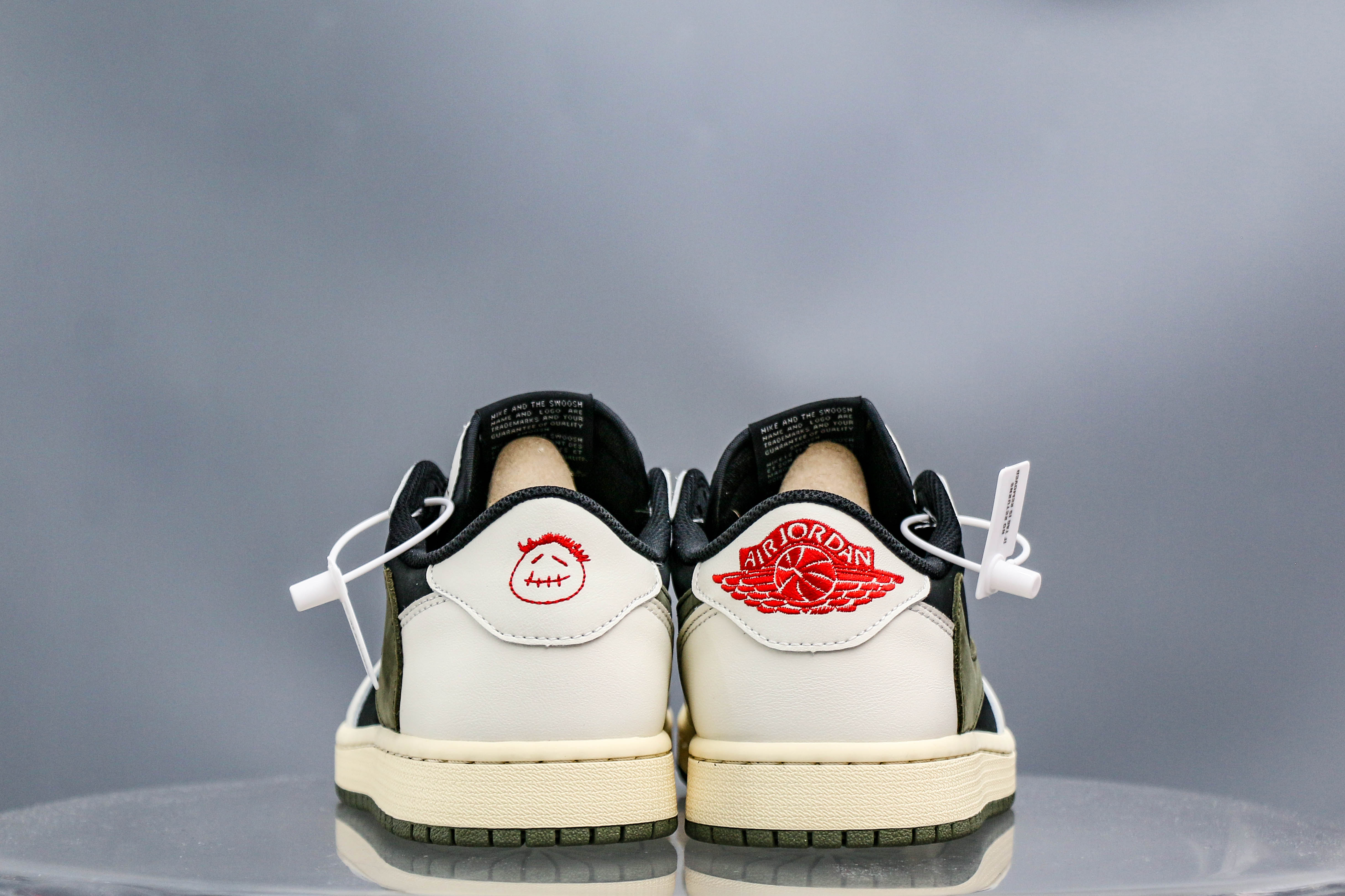 Travis Scott x Air Jordan 1 Low OG SP Olive(A2 Batch)