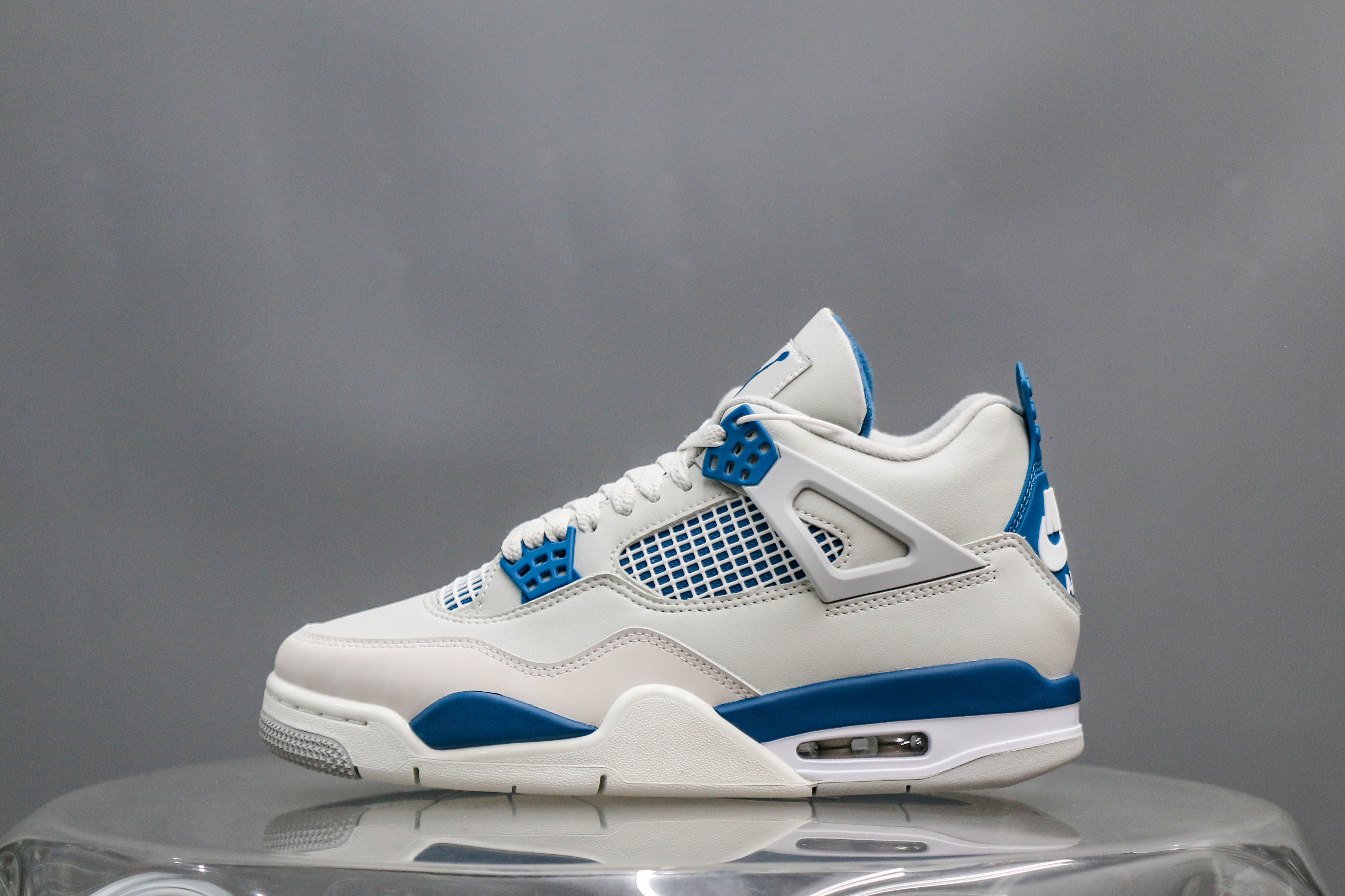 Air Jordan 4 “Military Blue 2024 (A2 Batch)