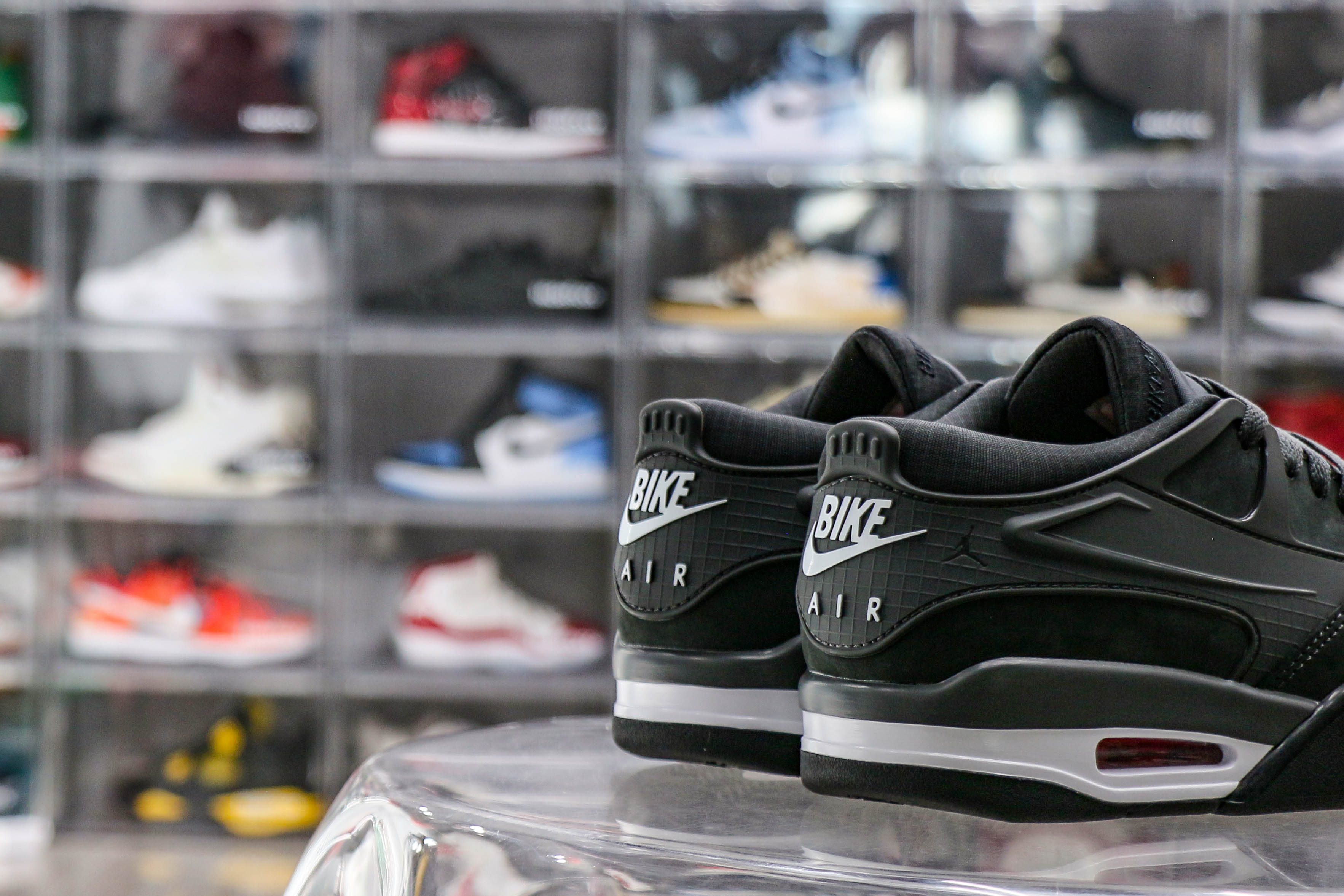 Jordan 4 RM SP Nigel Sylvester Driveway Grey