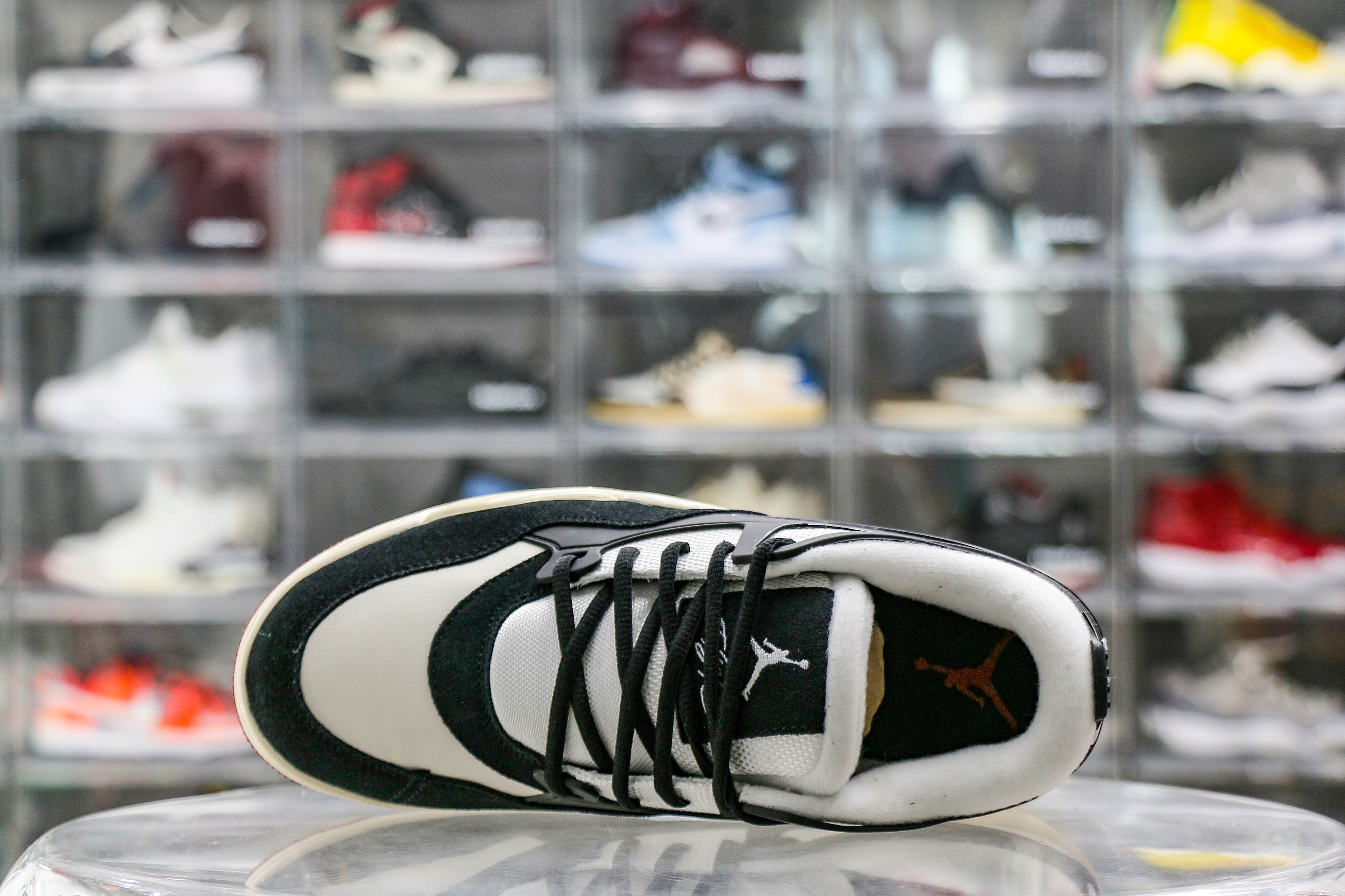 Jordan 4 RM Canyon Rust