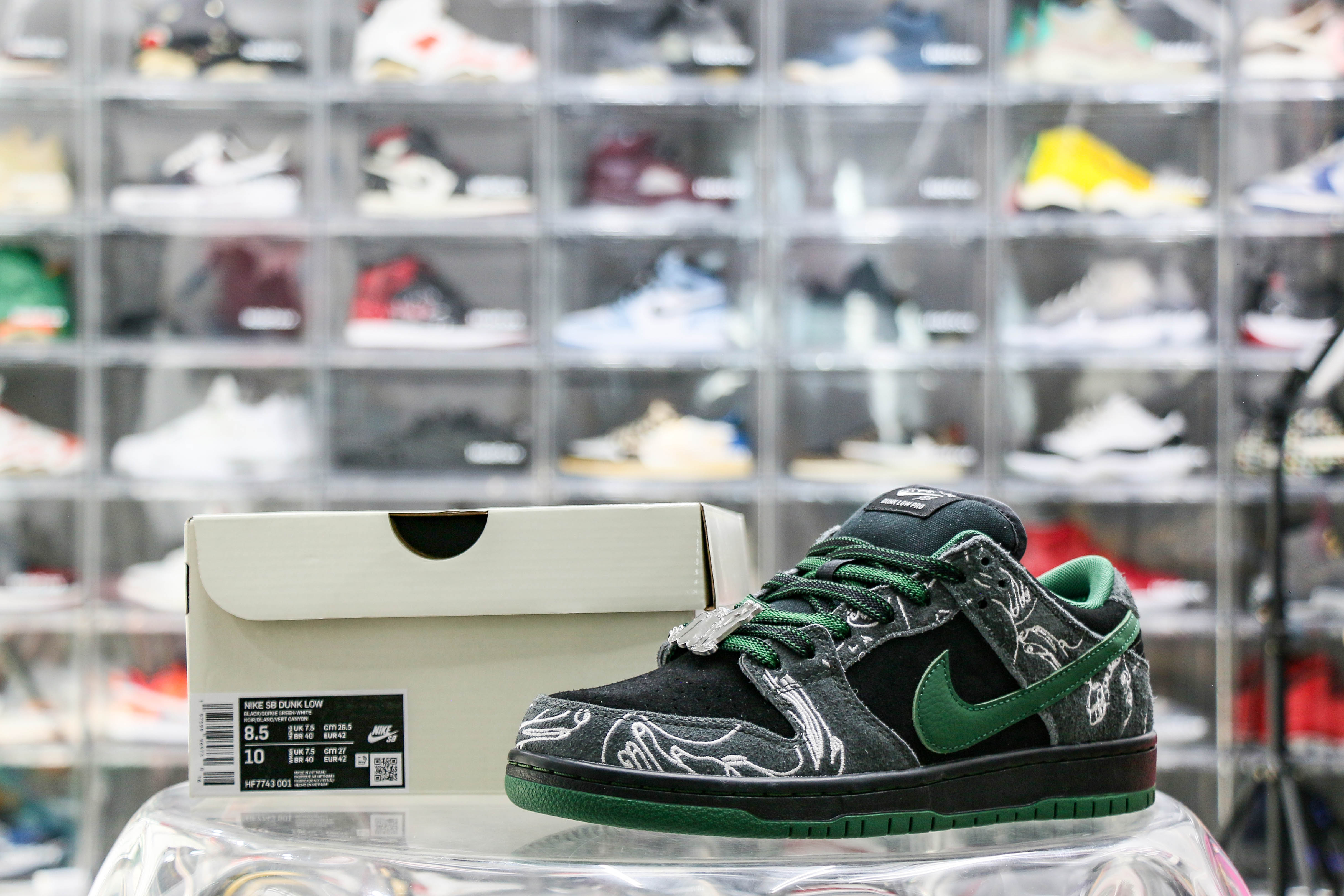 Nike SB Dunk Low There Skateboards