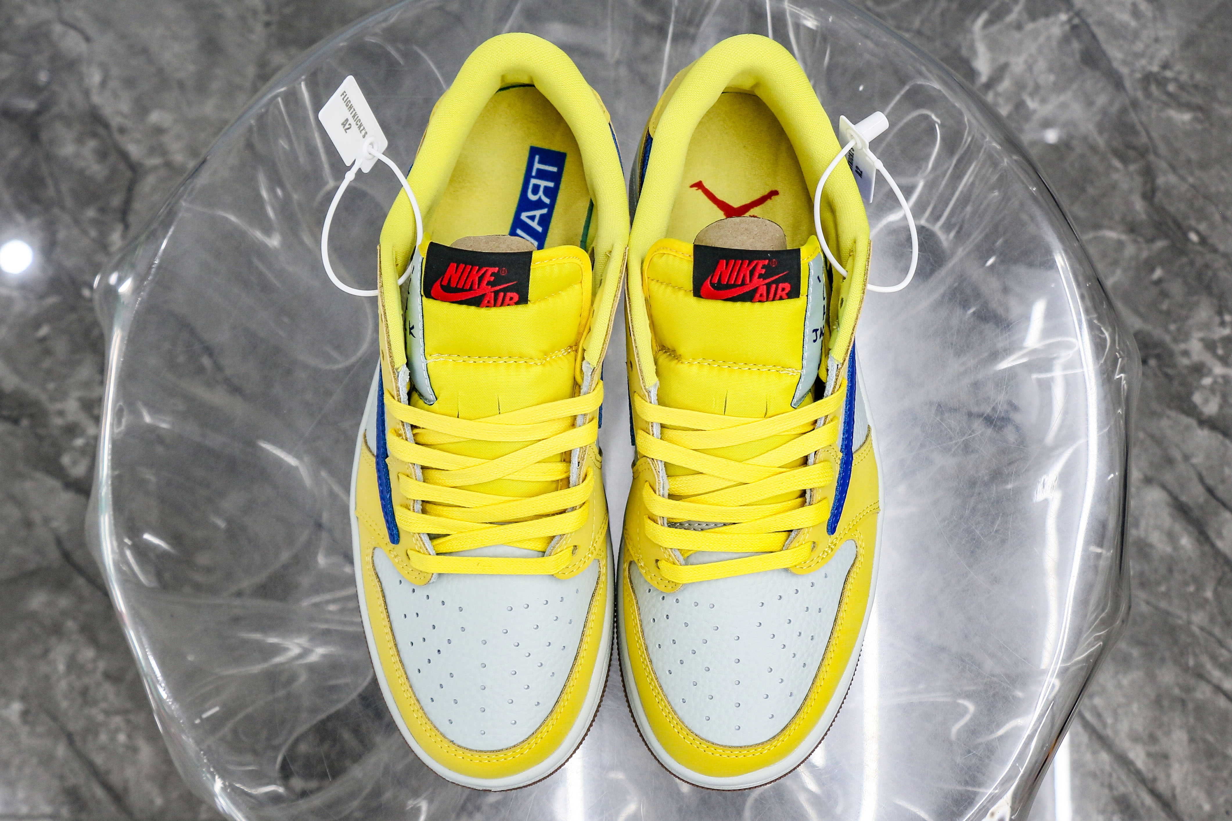 Travis Scott x Air Jordan 1 Retro Low OG SP “ElkinsCanary Yellow”（A2 Batch)