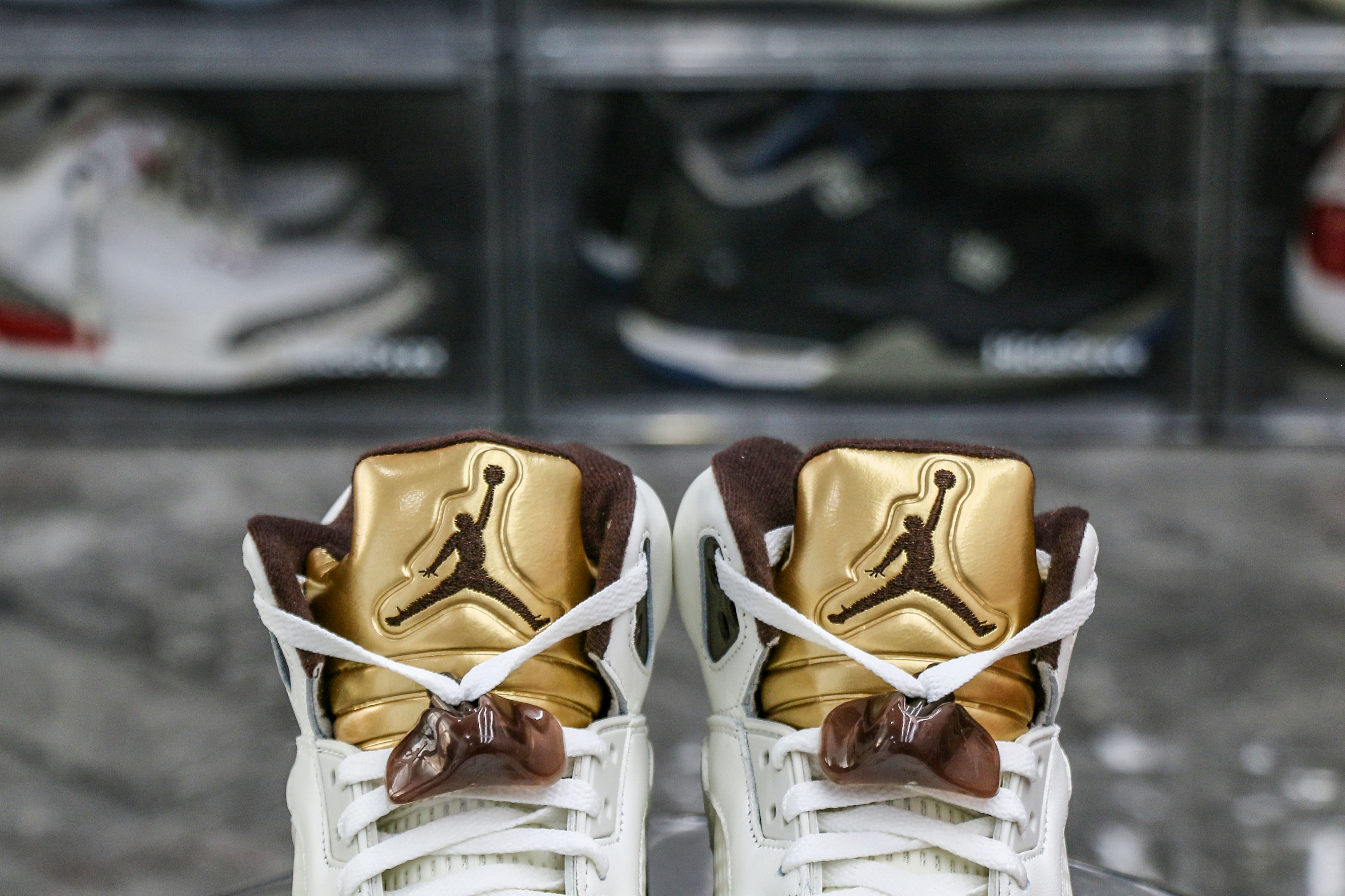 Air Jordan 5 Retro Olympic Gold White Mocha