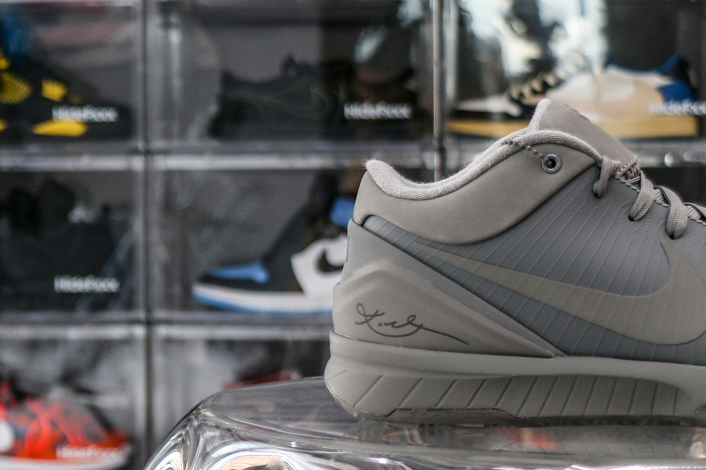 Nike Kobe 4 Black Mamba Collection Fade to Black (2016)（Ln5 A1）