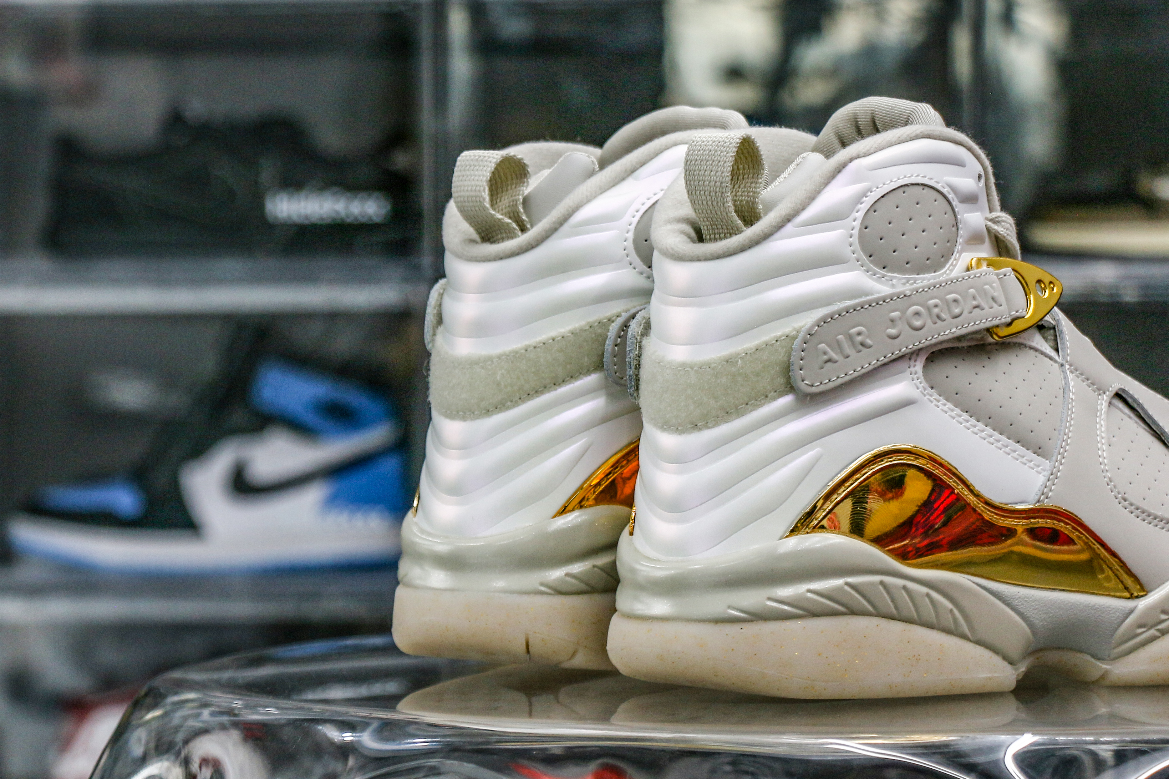 Jordan 8 Retro Champagne