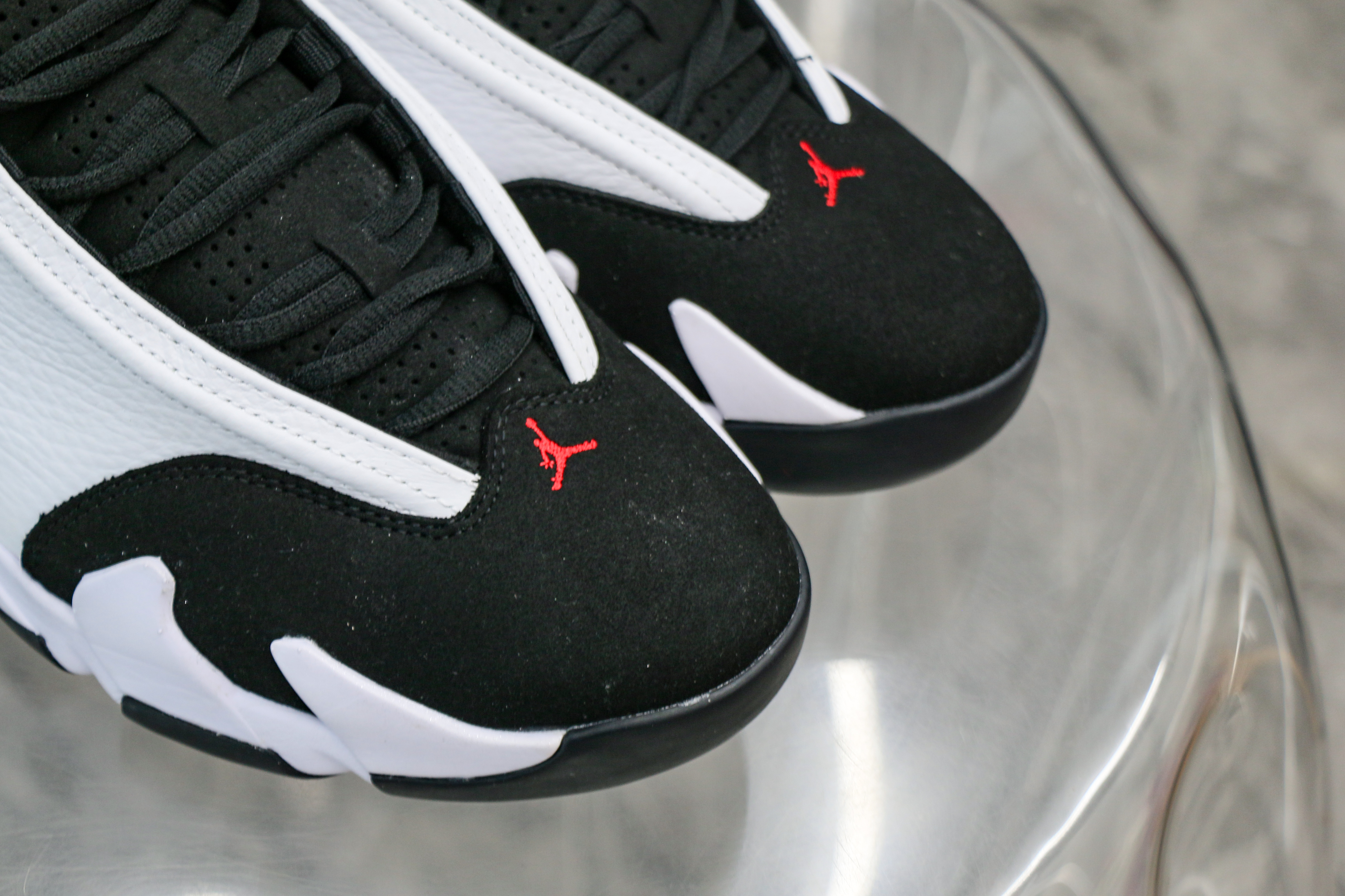 Air Jordan 14 Retro Black Toe (2024)