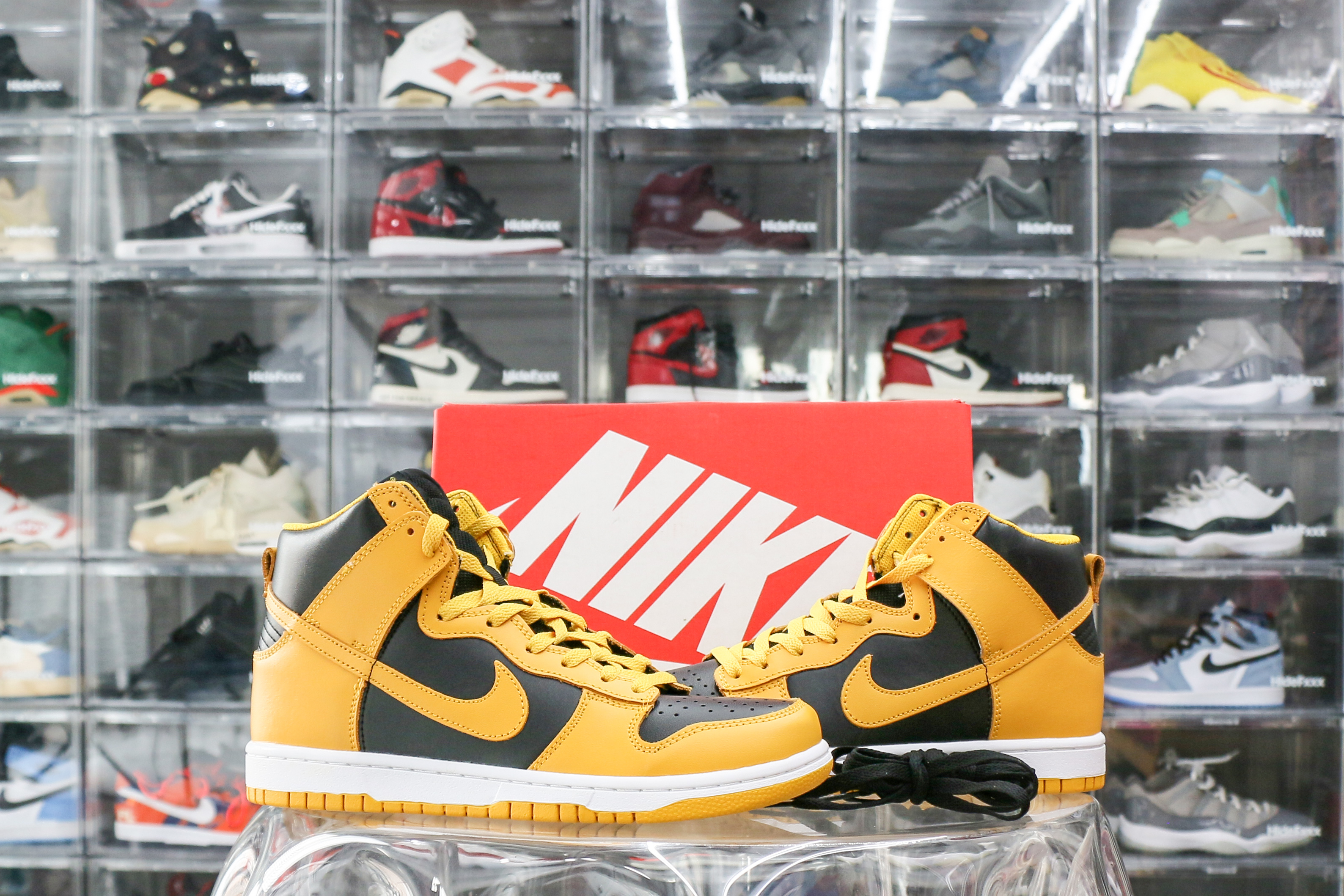 Nike Dunk High Varsity Maize 2020