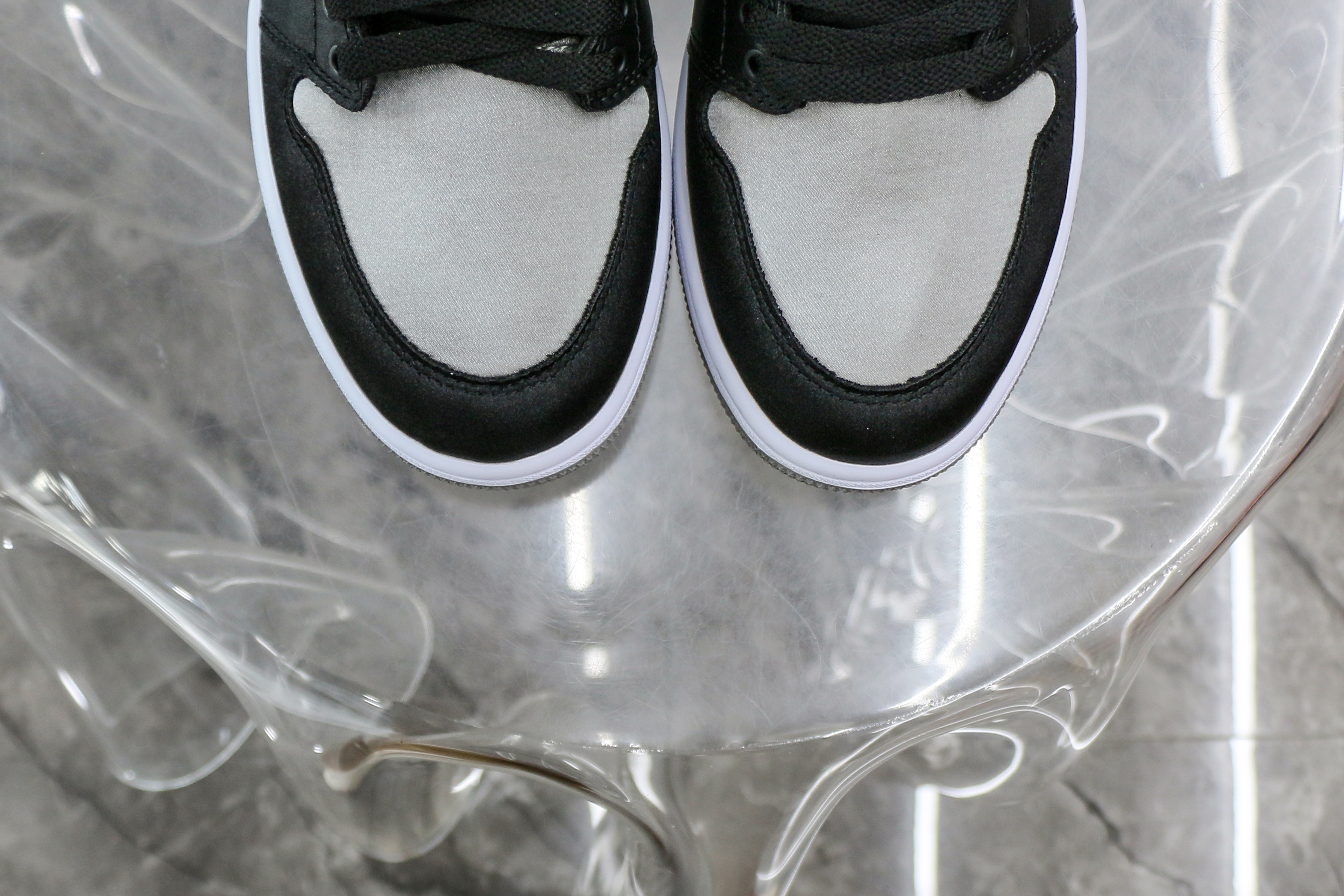 Air Jordan 1 Retro High OG Satin Shadow 2024