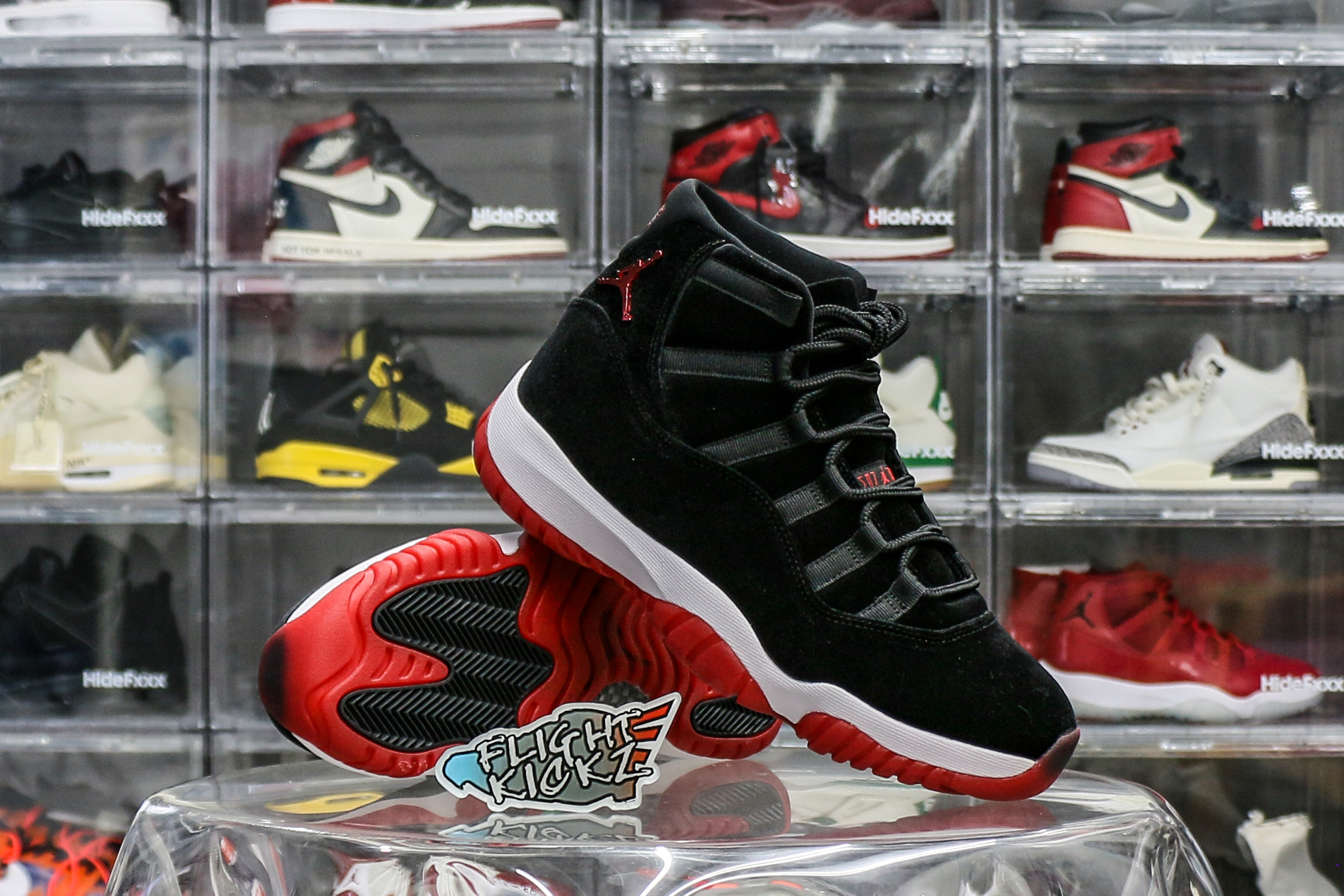 Wmns Jordan 11 Retro Bred Velvet (Ln5 A1)