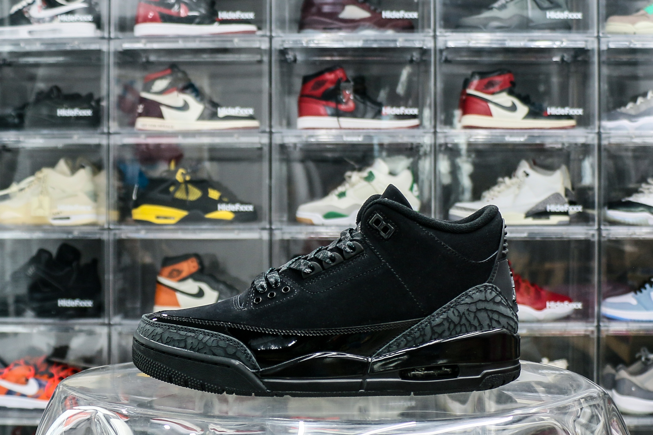 Air Jordan 3 Black Cat 2025 (A1 Batch)