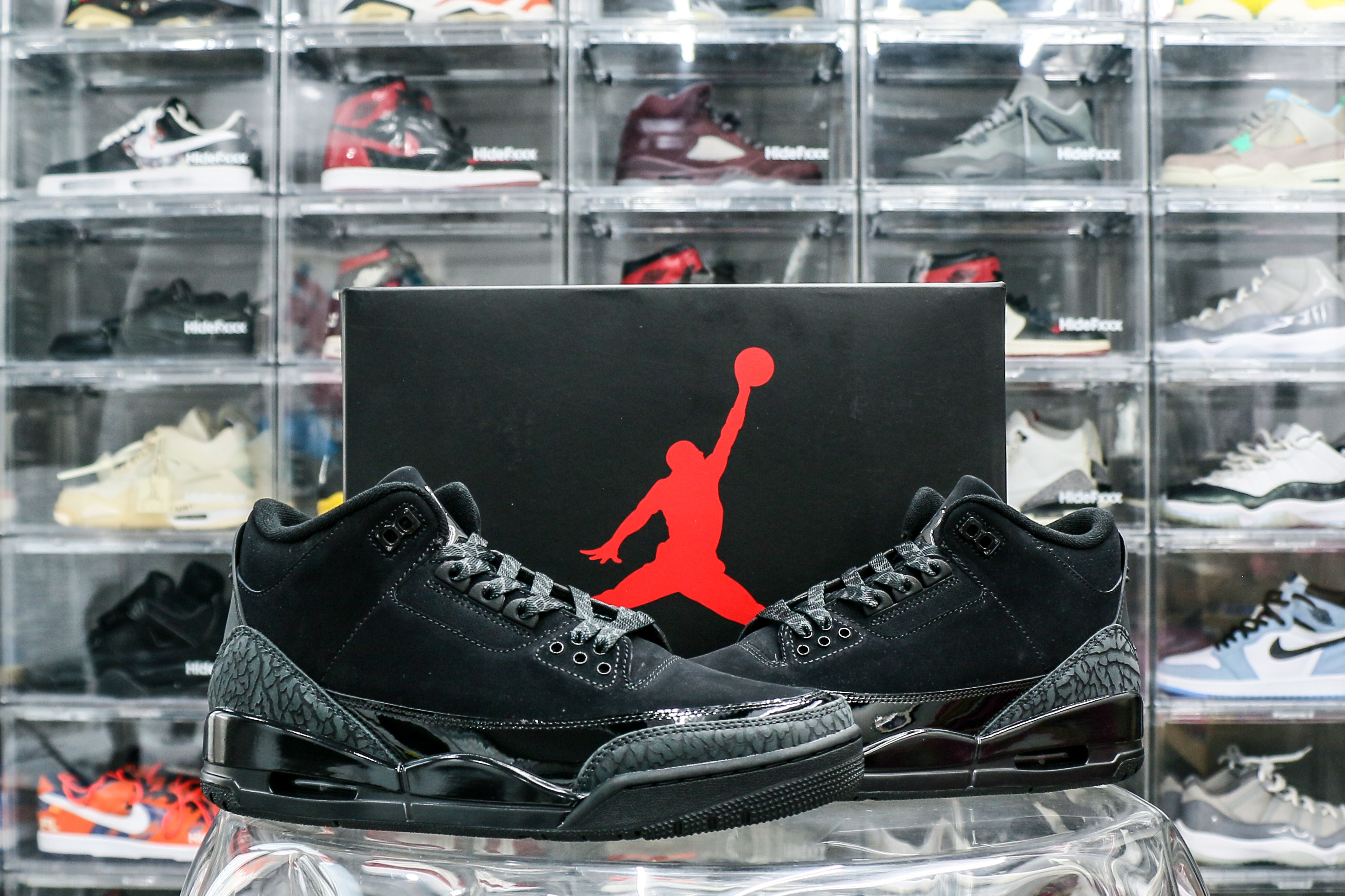 Air Jordan 3 Black Cat 2025 (A1 Batch)