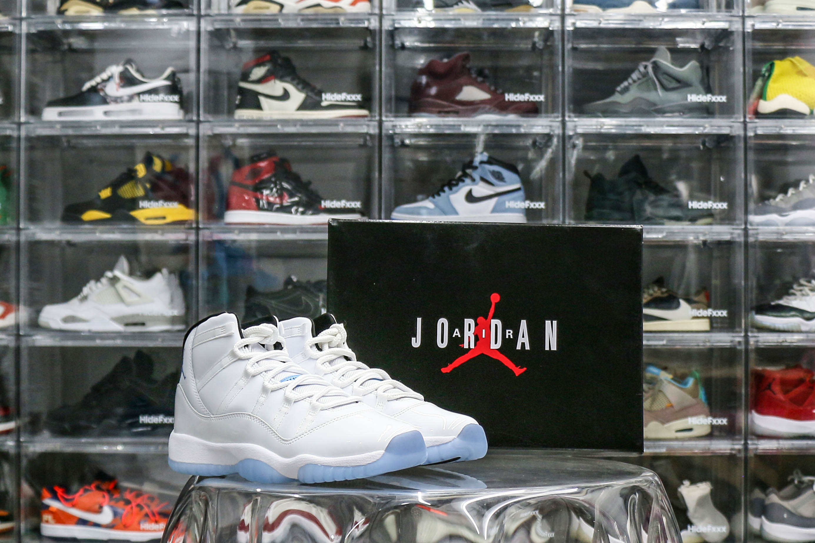 Air Jordan 11 Retro Legend Blue 2024 (Ln5 A1)