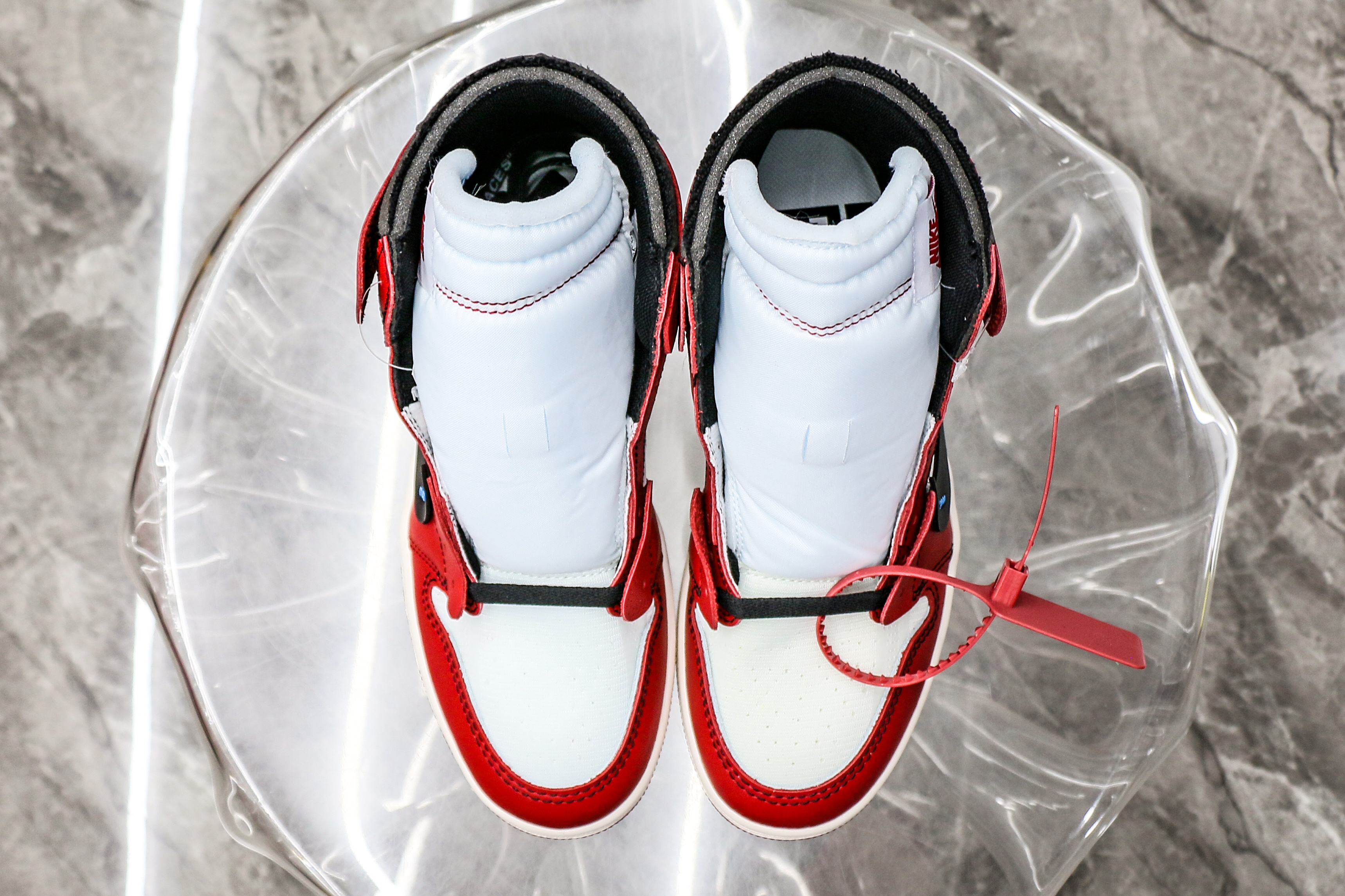 Jordan 1 Retro High Off-White Chicago