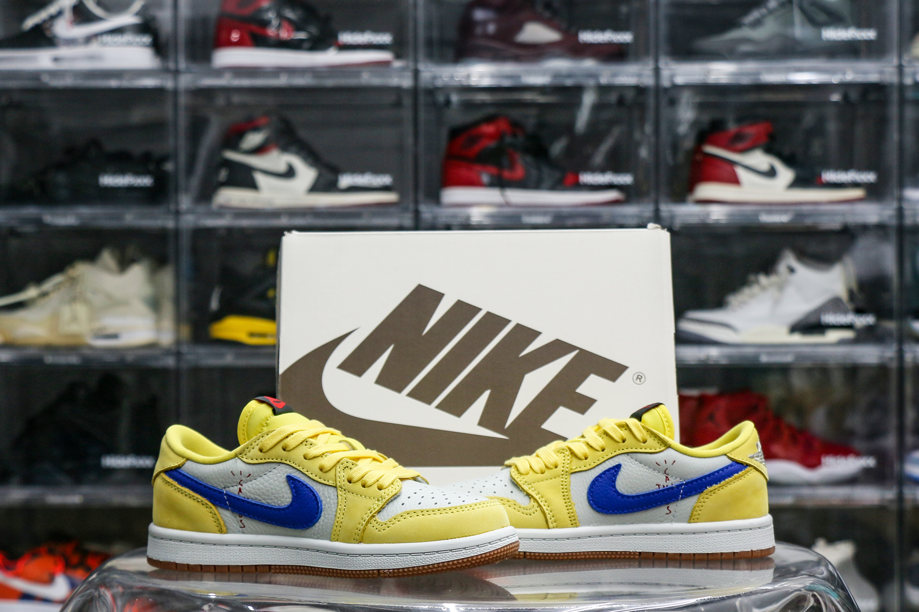 Travis Scott x Air Jordan 1 Retro Low OG SP “ElkinsCanary Yellow” Kid (LN5 A1)