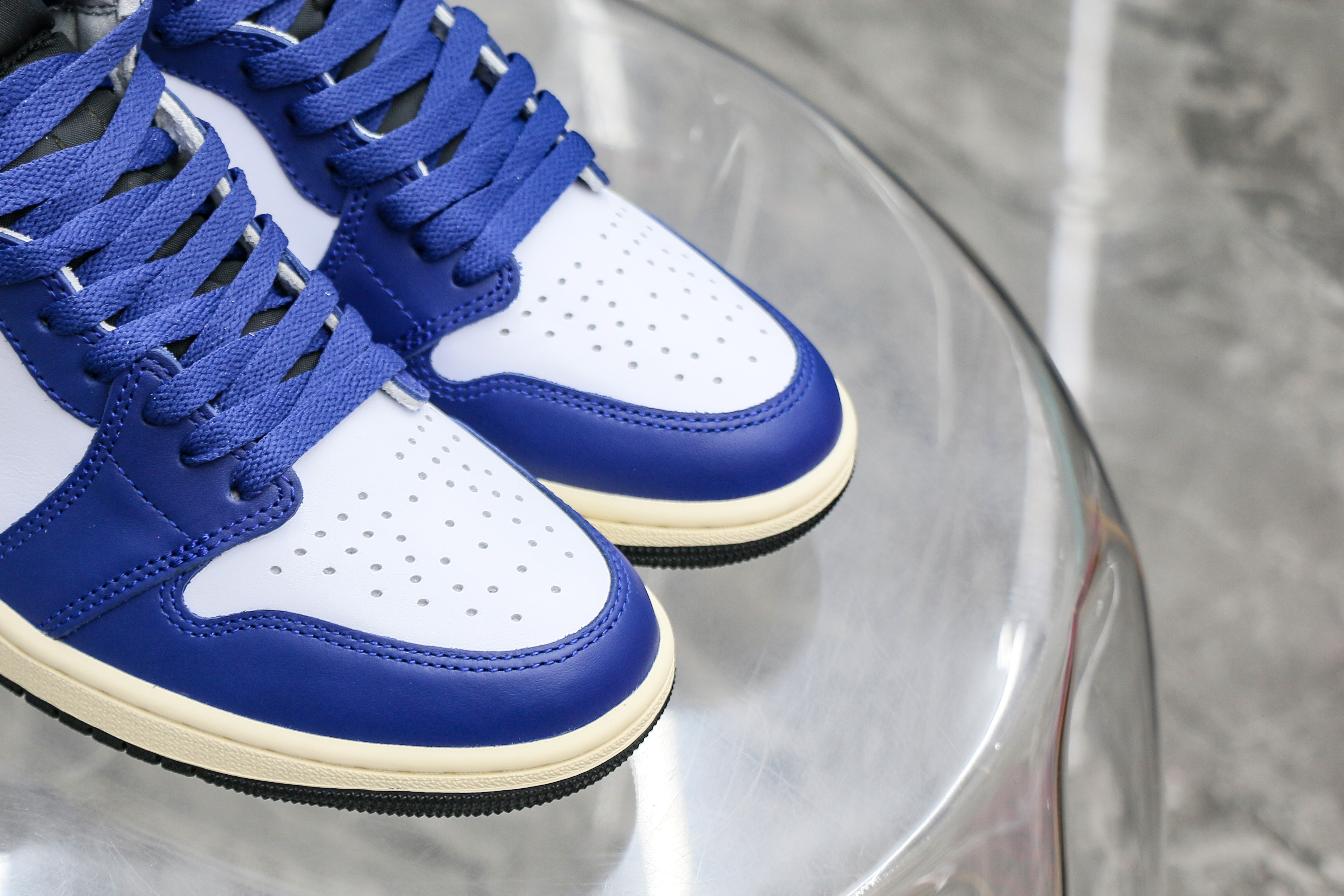 Air Jordan 1 High OG Rare Air Deep Royal Blue 2025