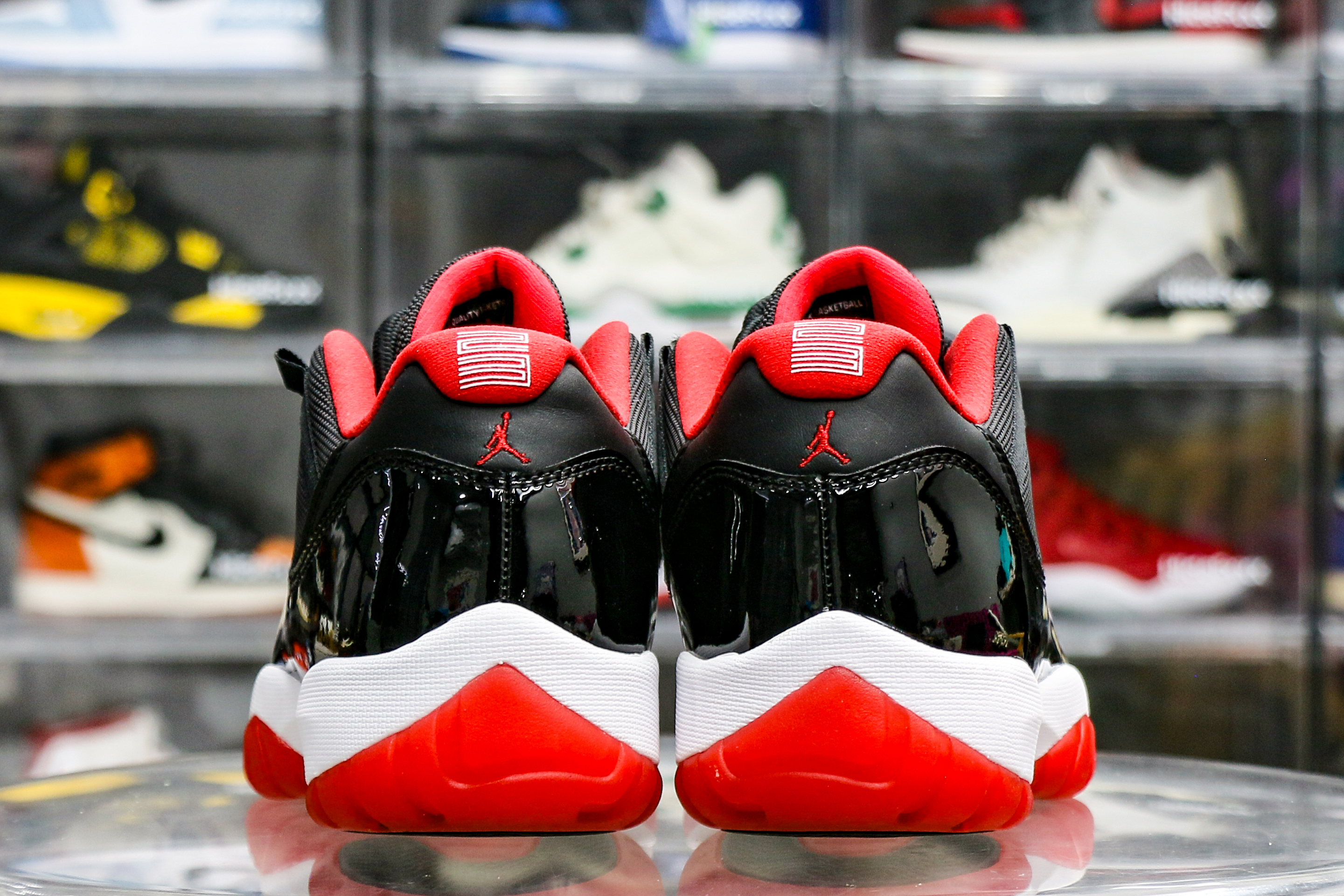 Air Jordan 11 Retro Bred Low 2015