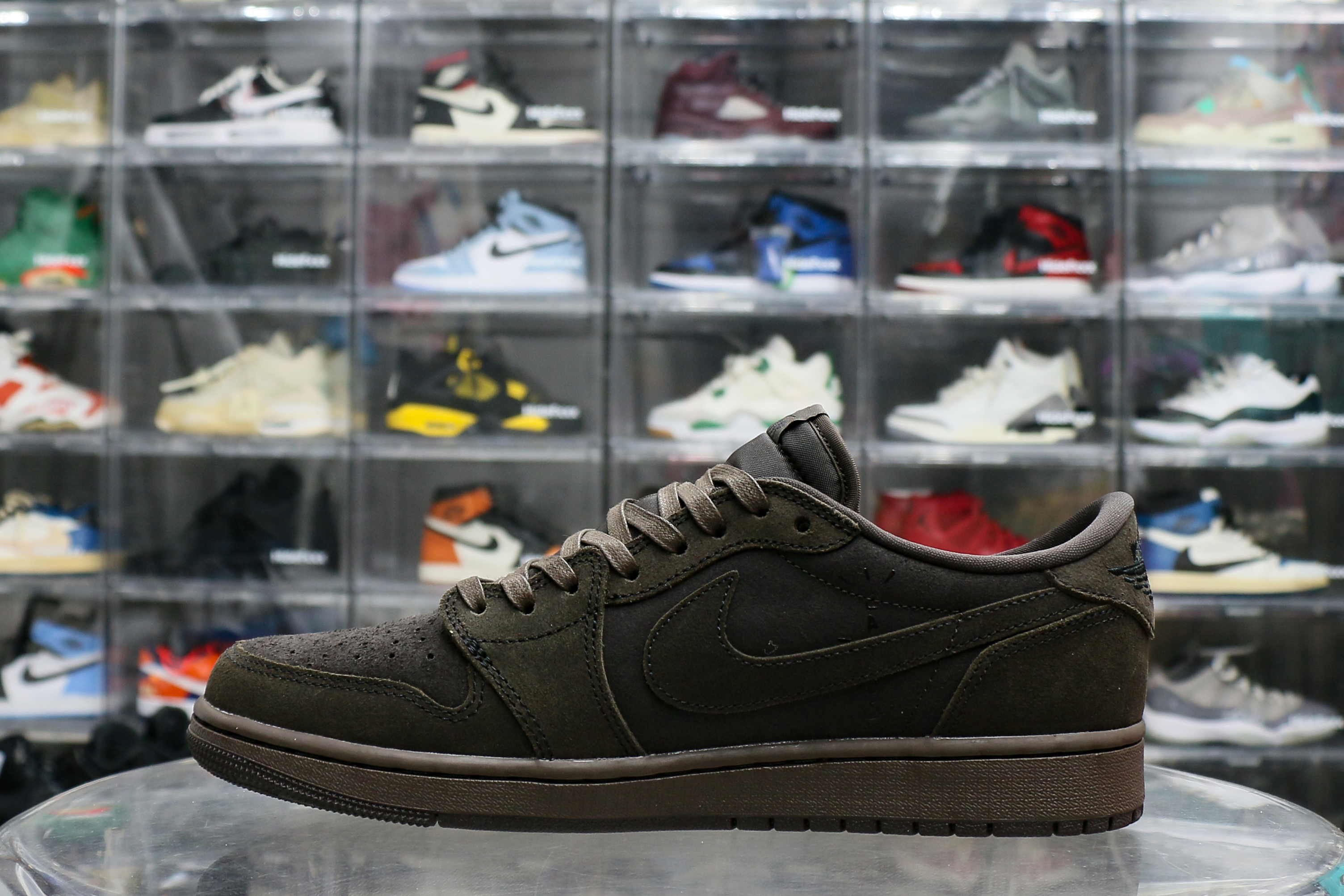 Travis Scott x Air Jordan 1 Low OG “Velvet Brown” (LN5 A1 Batch)