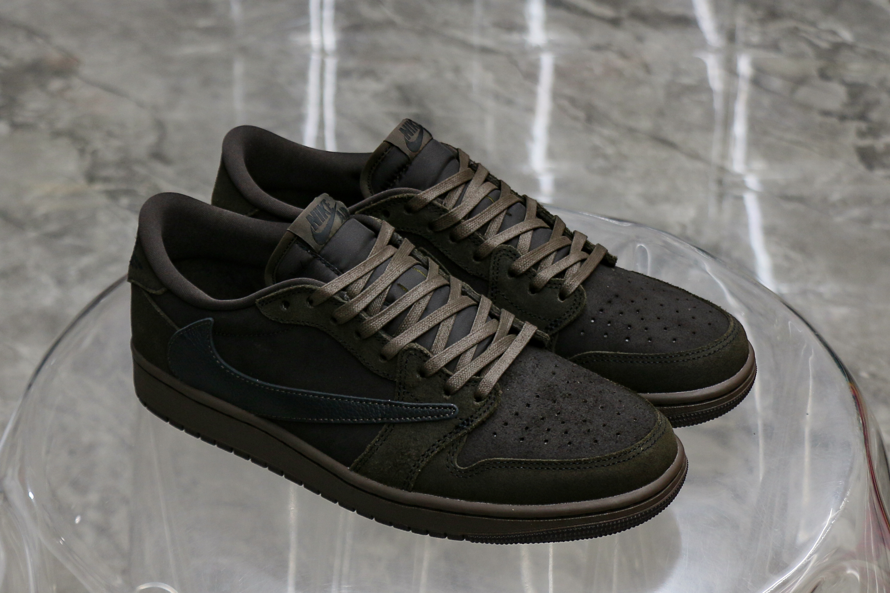 Travis Scott x Air Jordan 1 Low OG “Velvet Brown” (LN5 A1 Batch)