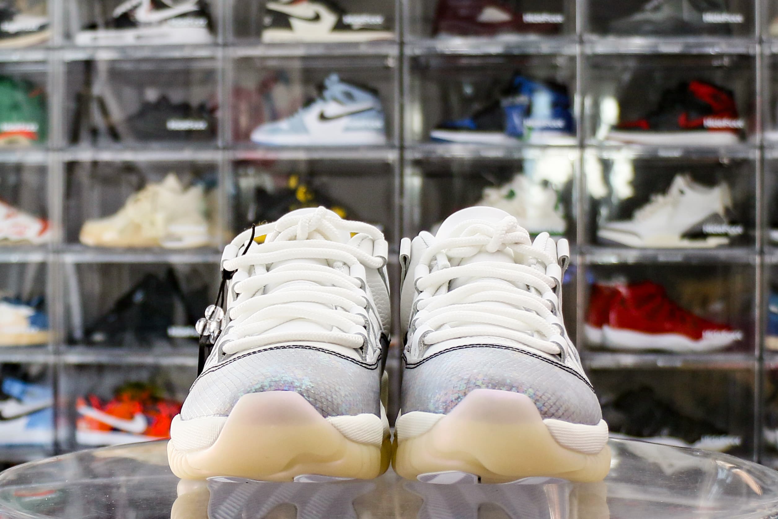 Air Jordan 11 Retro Low CNY 2025