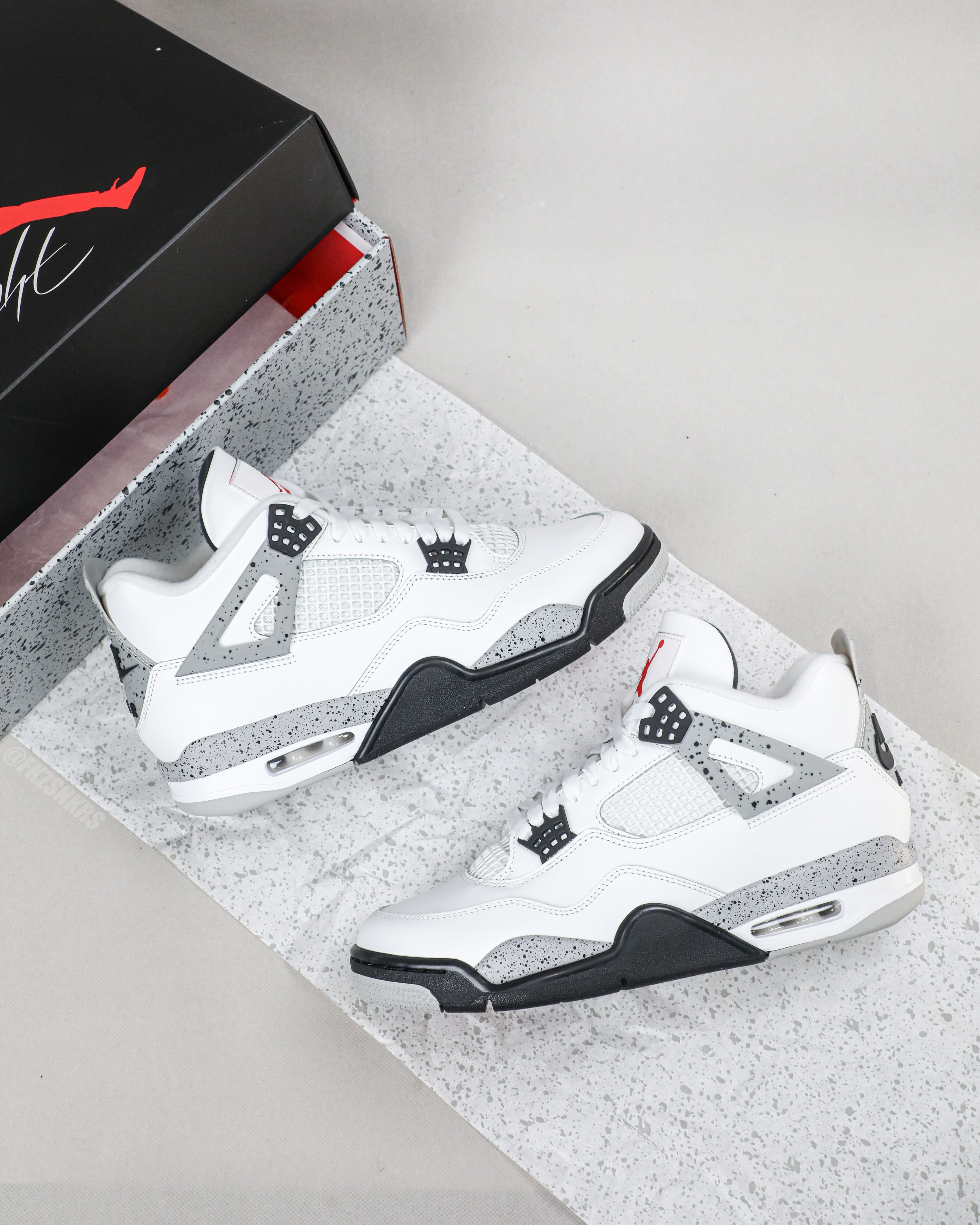 Air Jordan 4 Retro OG ‘White Cement’ 2025 (Ln5 A1)