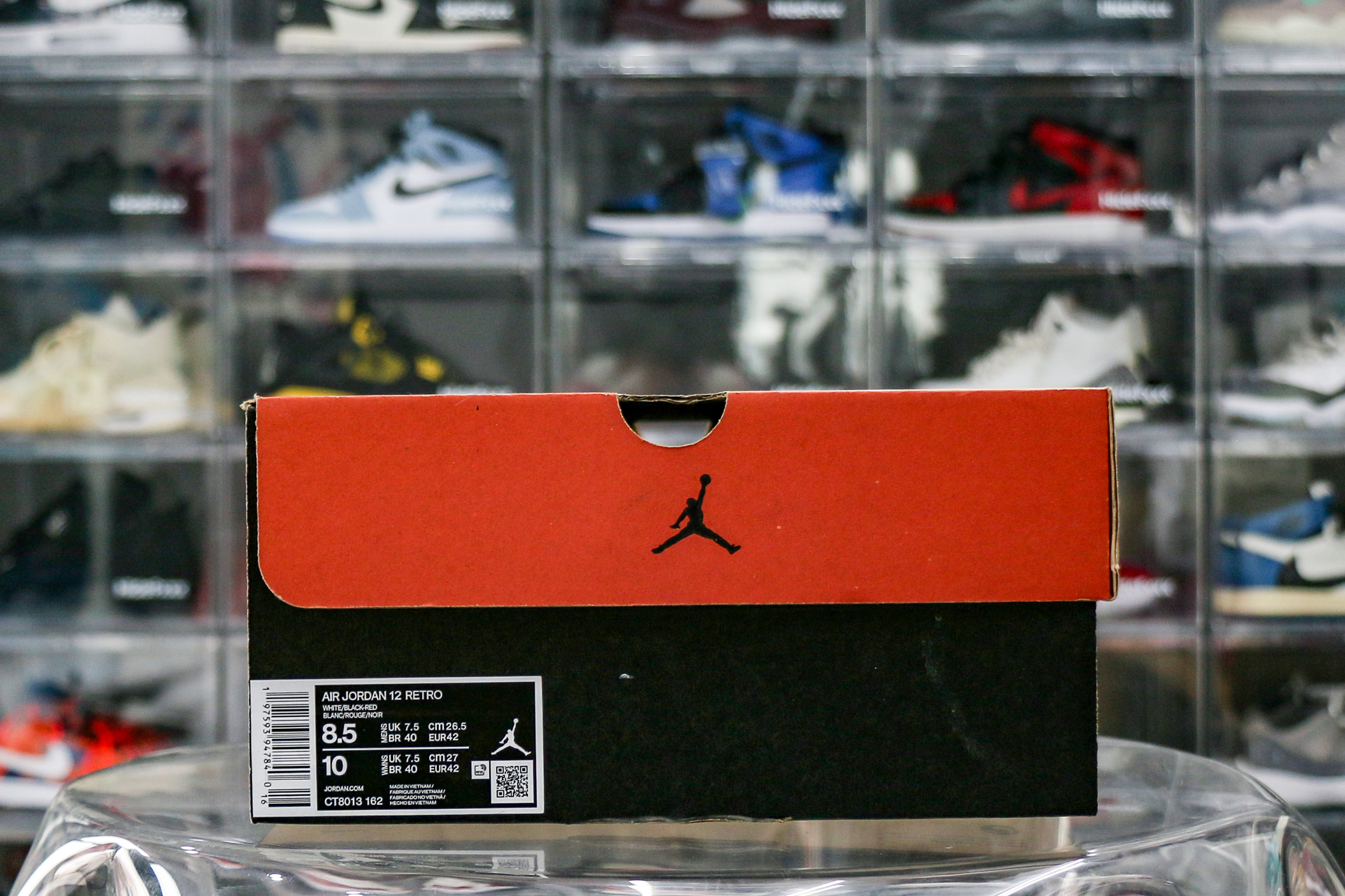 Jordan 12 Retro Taxi Flip 2024