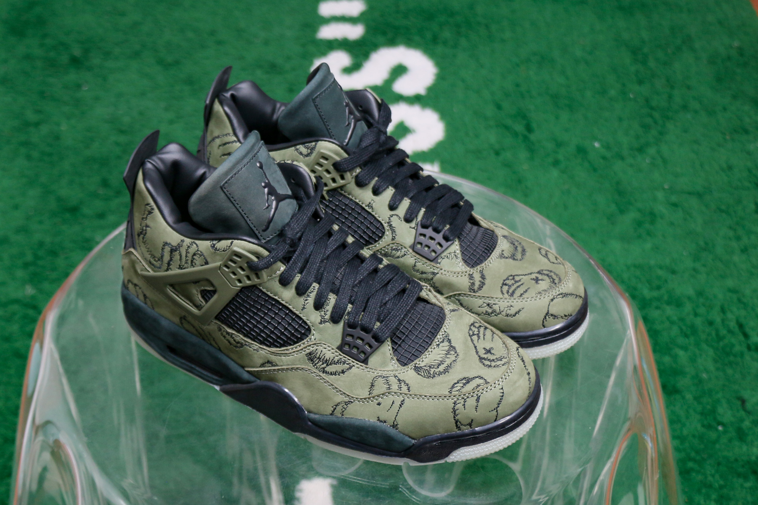 Kaws X Air Jordan 4 Retro Green Sample ( Ln5 A1 Batch)