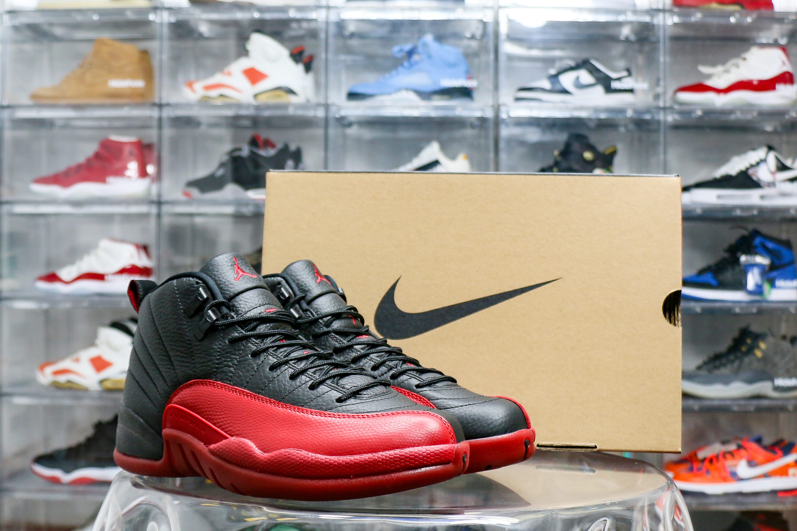 Air Jordan 12 Retro Flu Game 2025 (Ln5 A1)