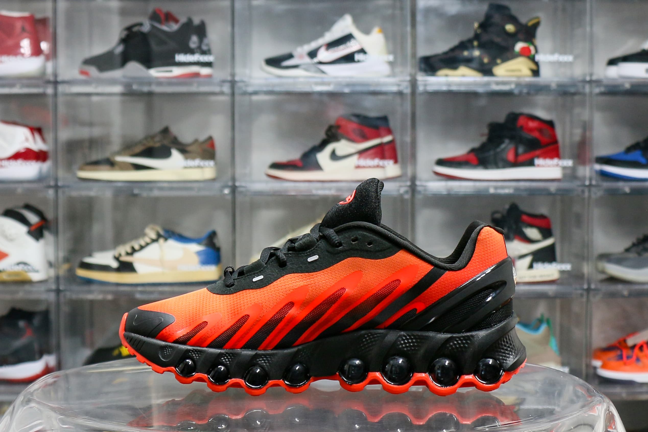 Nike Air Max Dn8 Orange Black (2025)