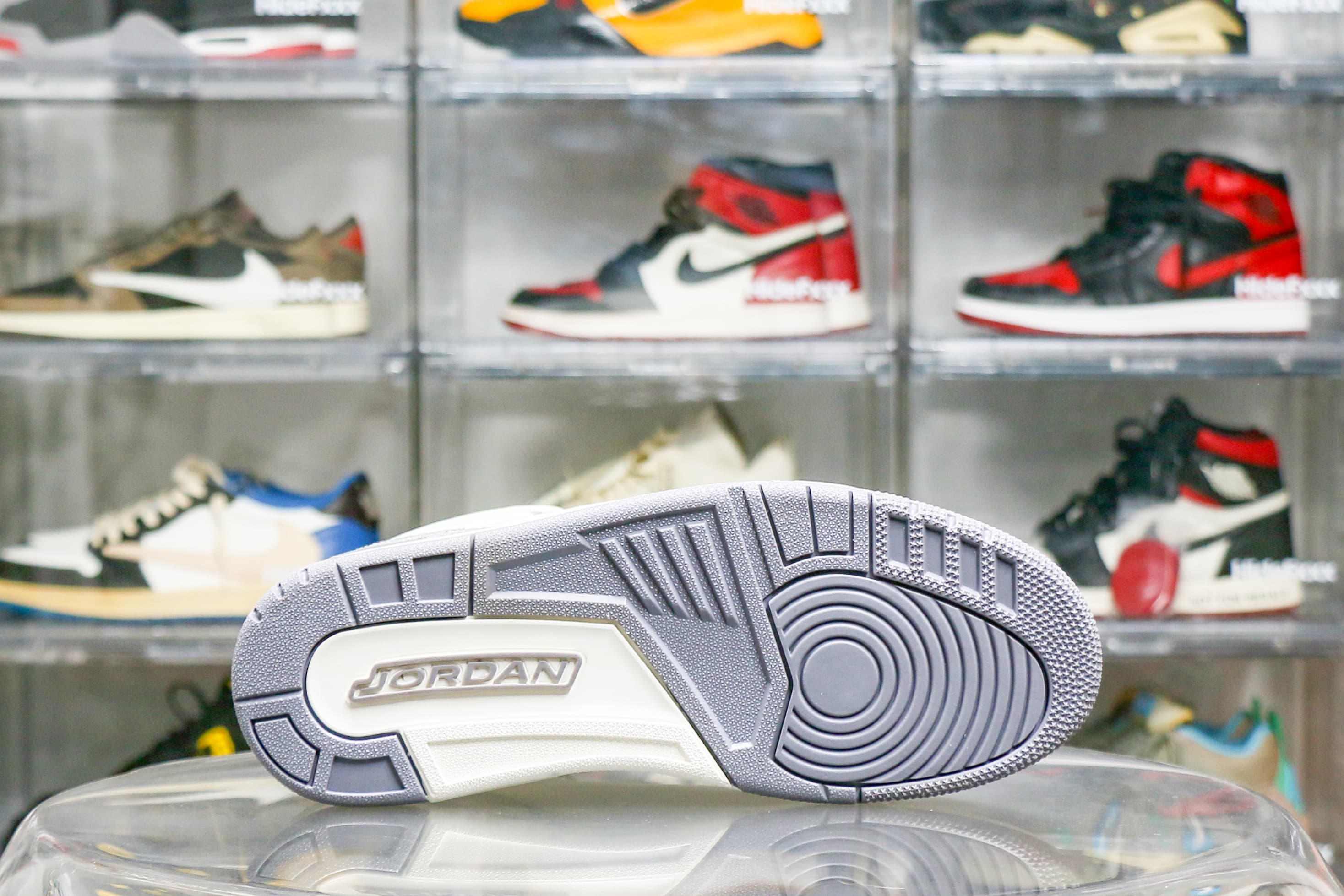 Air Jordan 3 Retro Sail Cement Grey 2025 (Ln5 A1)