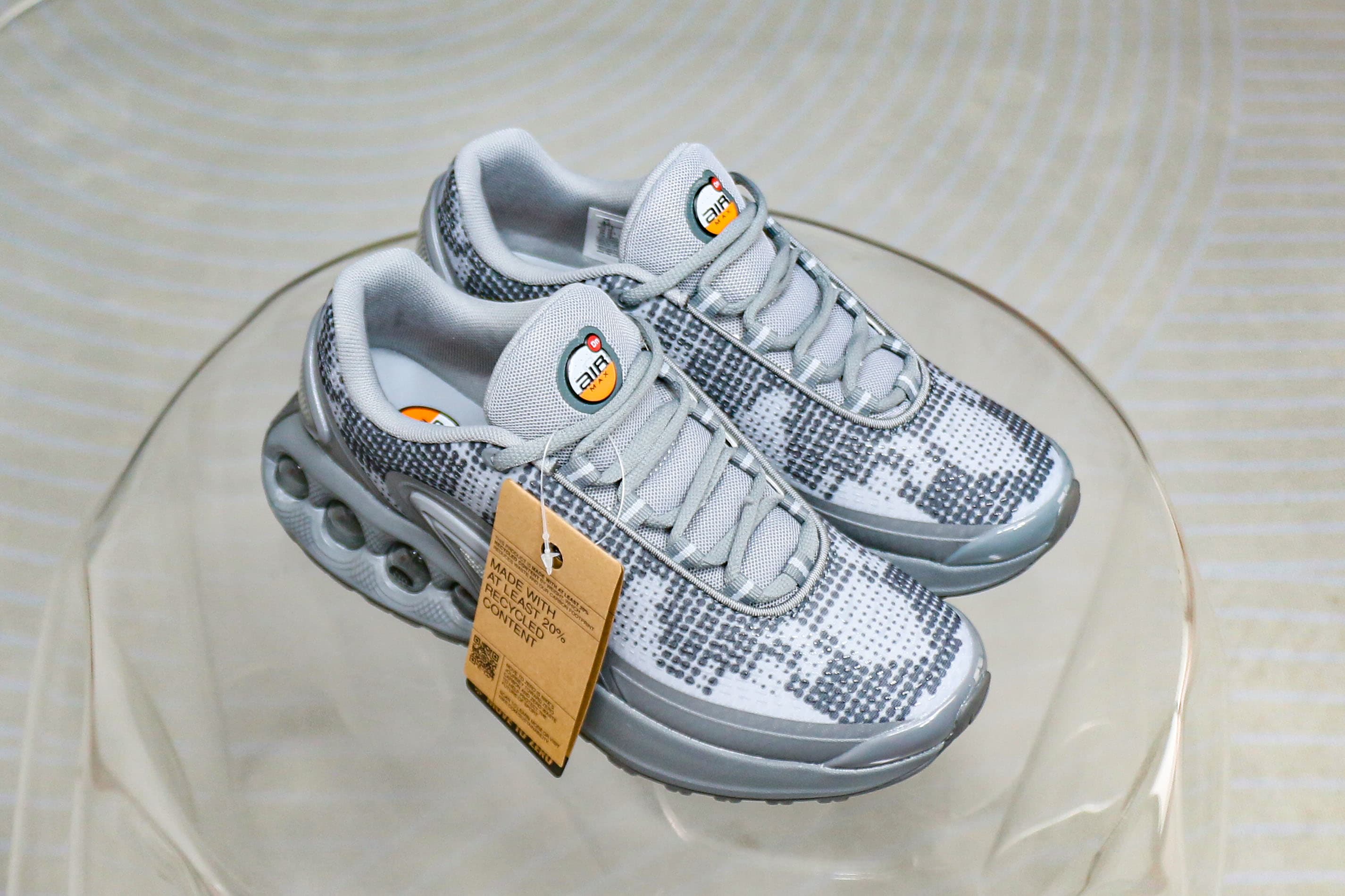 Nike Air Max Dn Cool Grey Metallic Silver Iron Grey Photon Dust