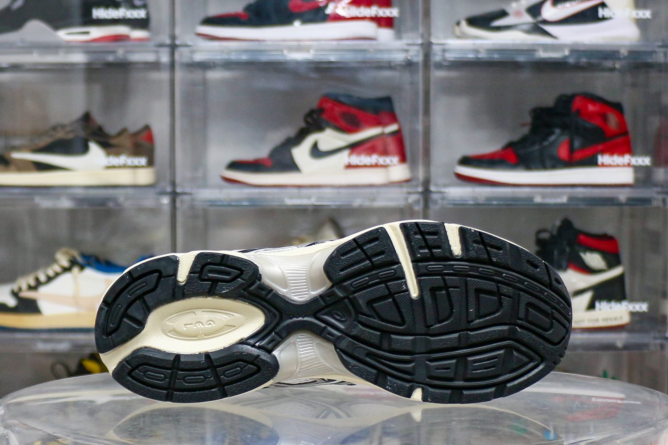 KITH × Asics Gel-1130 Cream/Scarab