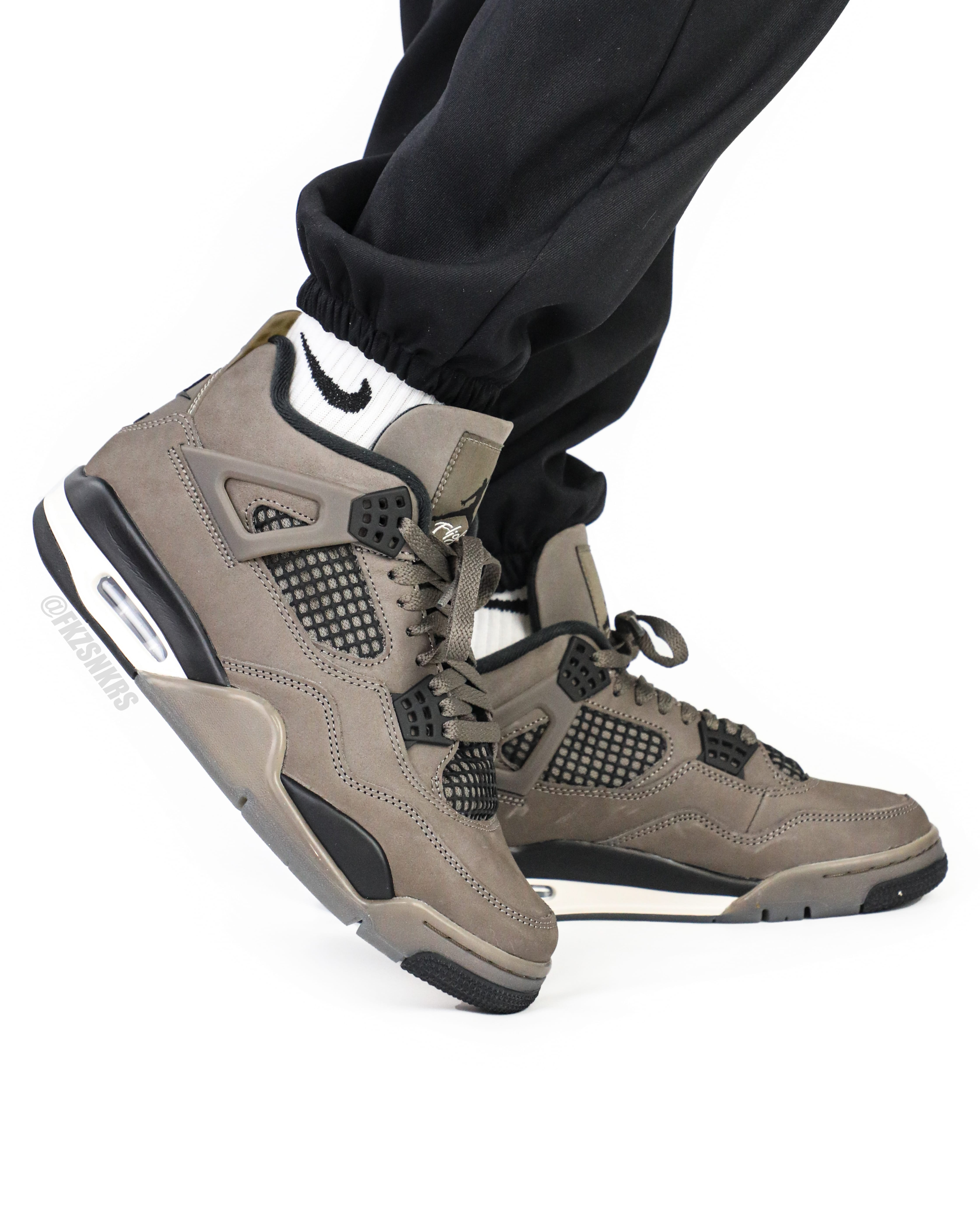 Jordan 4 Retro Cave Stone 2025 (LN5 A1 Batch)