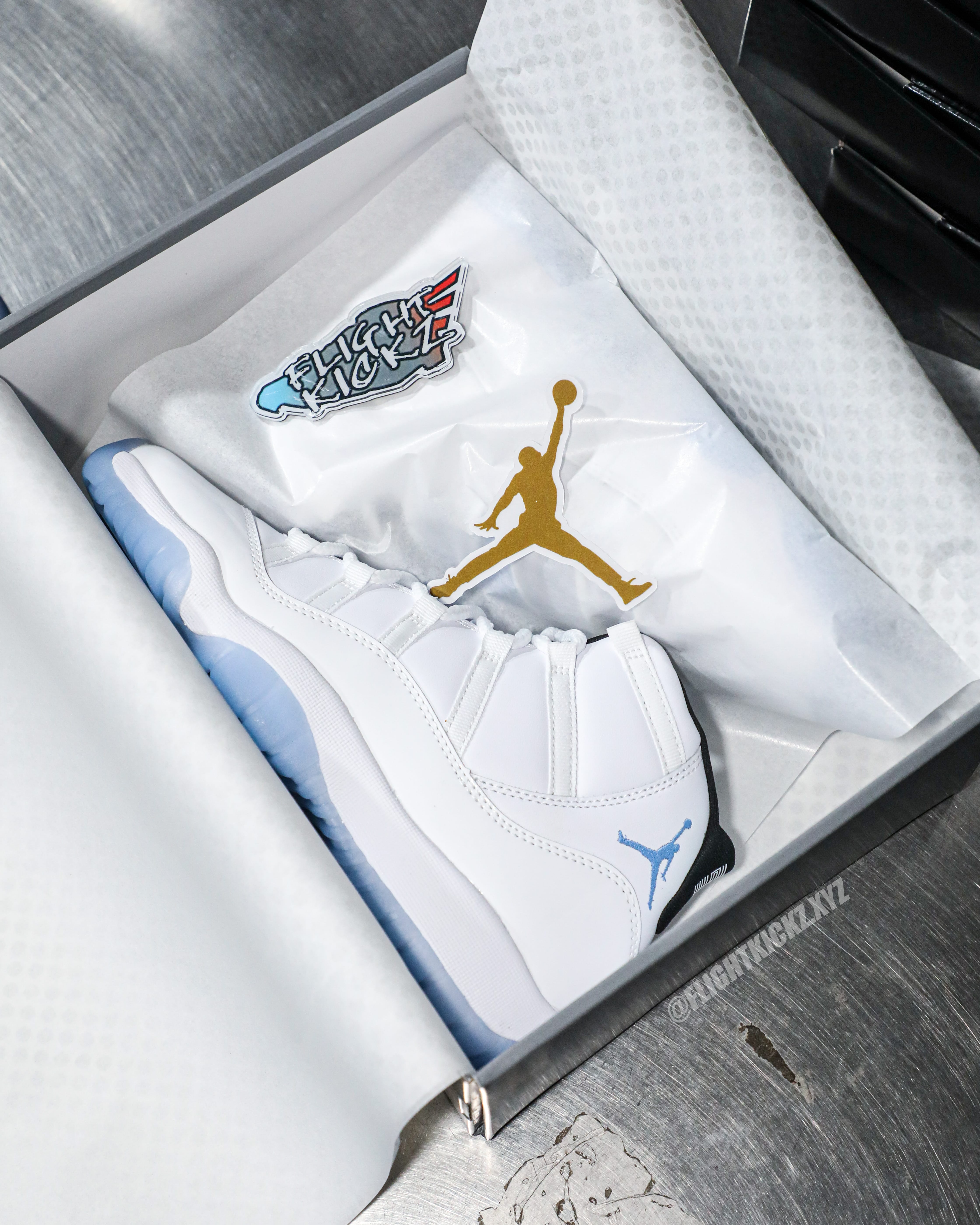 Air Jordan 11 Retro Legend Blue GS 2024 (Ln5 A1)