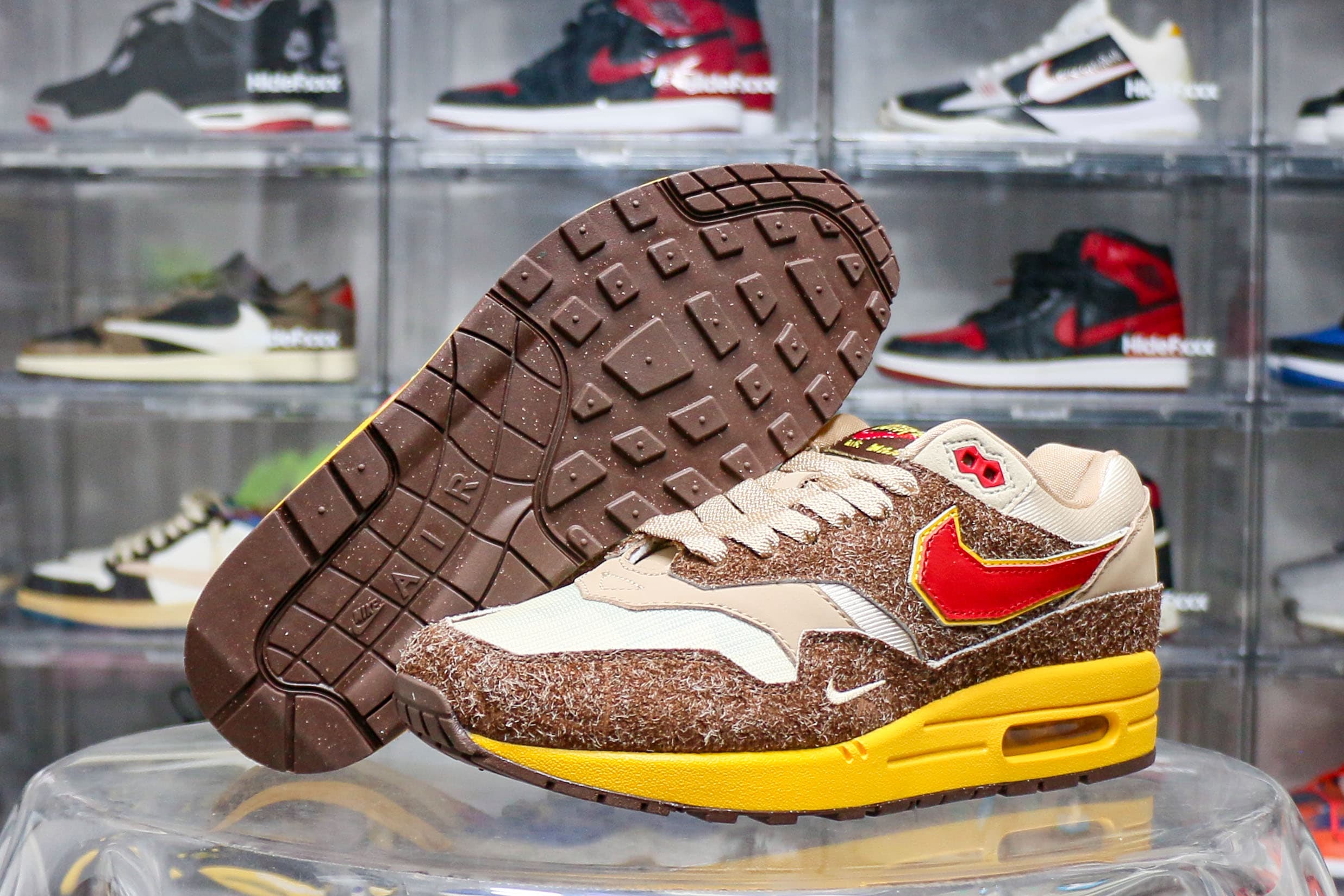 SWOOSH x Nike Air Max 1 Big Head Origins