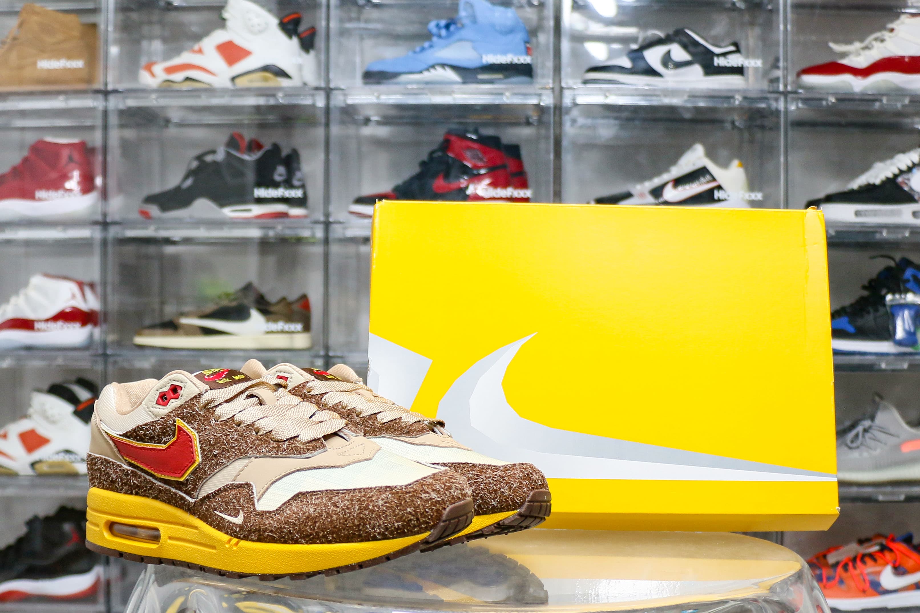 SWOOSH x Nike Air Max 1 Big Head Origins